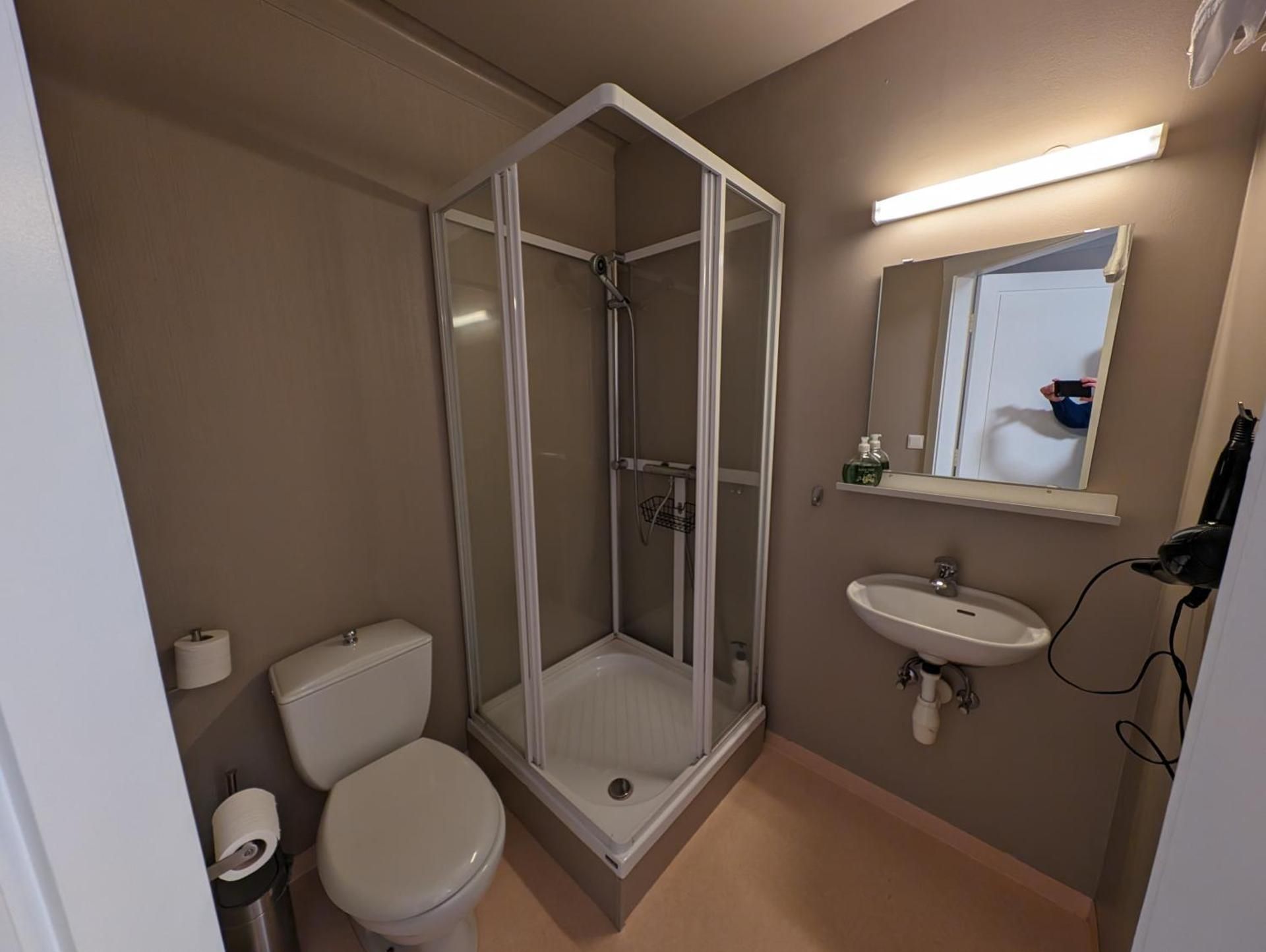 Twin Room with Private Bathroom