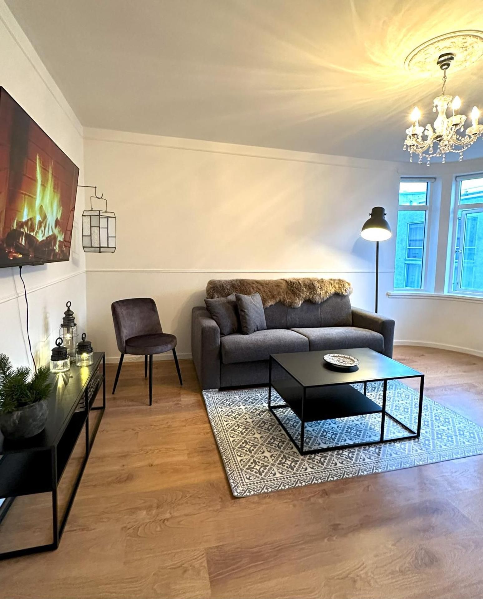 New Modern Downtown Apartment - Laugavegur 83