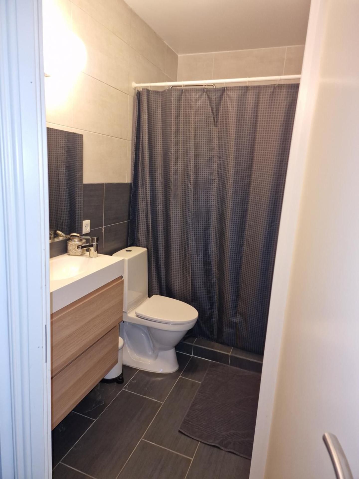 Apartment (2 Adults)