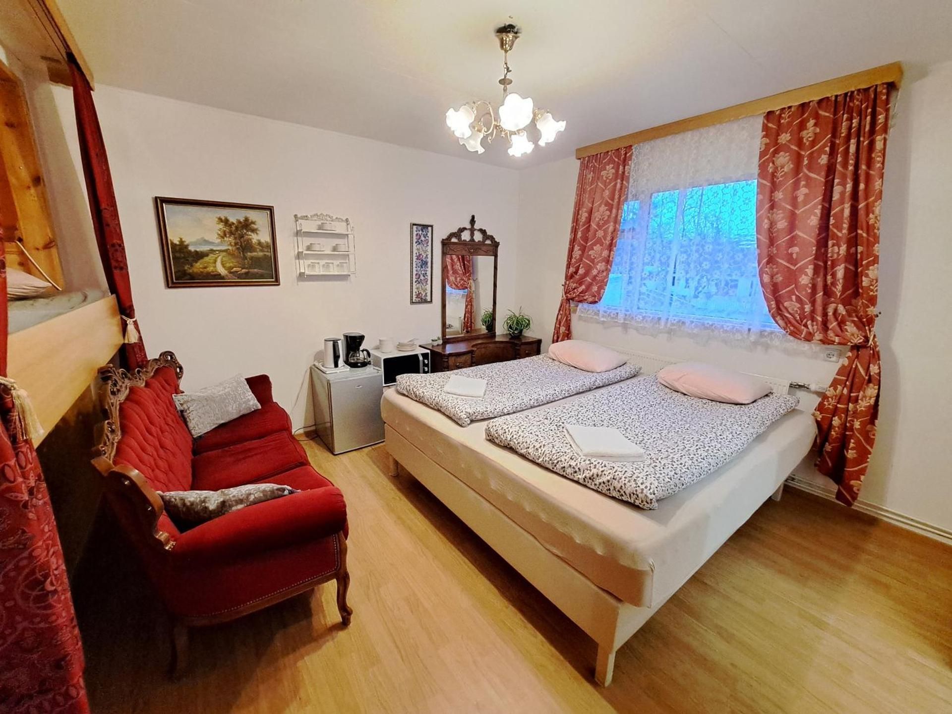 Triple Room with Bath