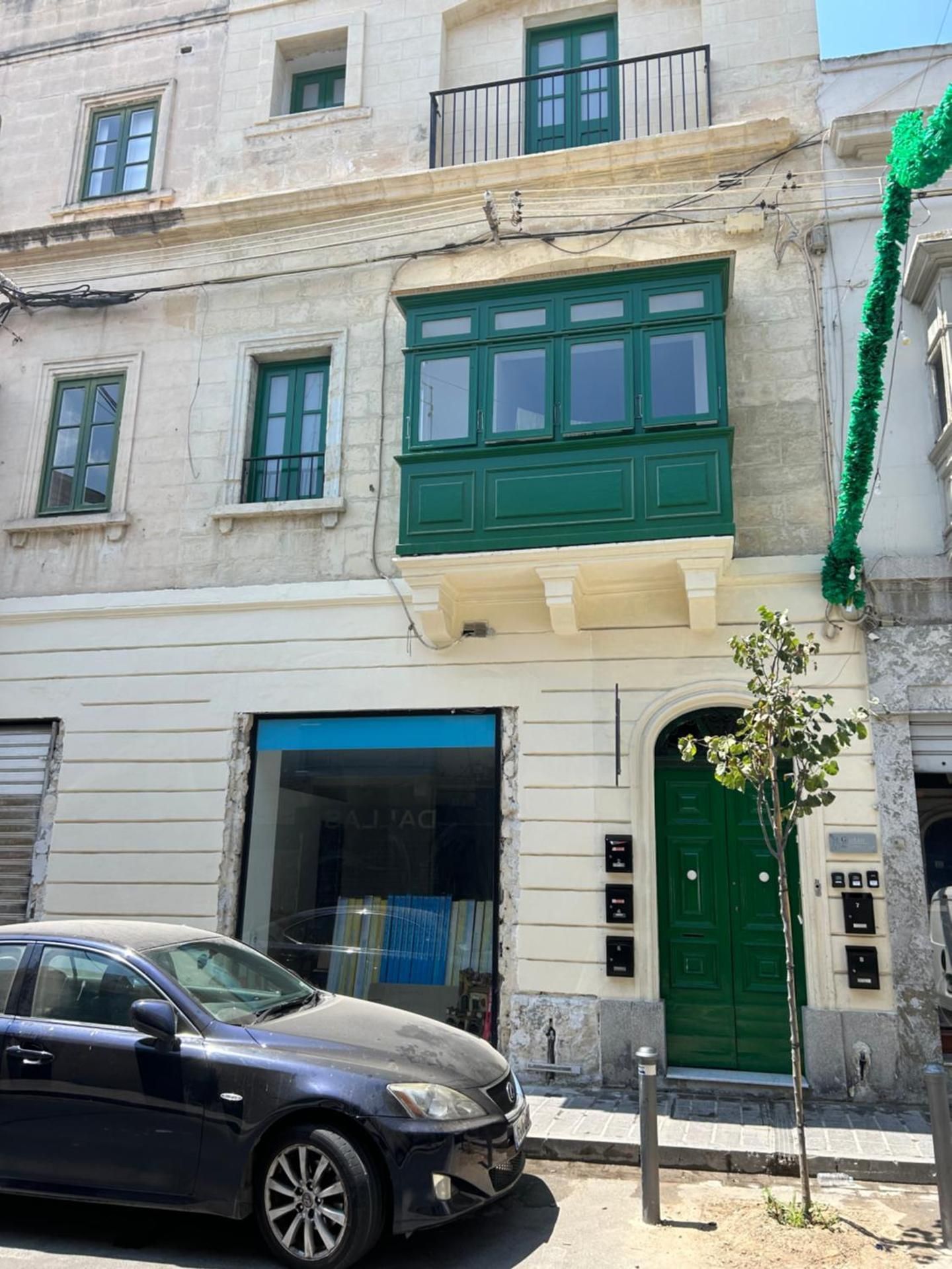 St gaetans studio apartment 6A