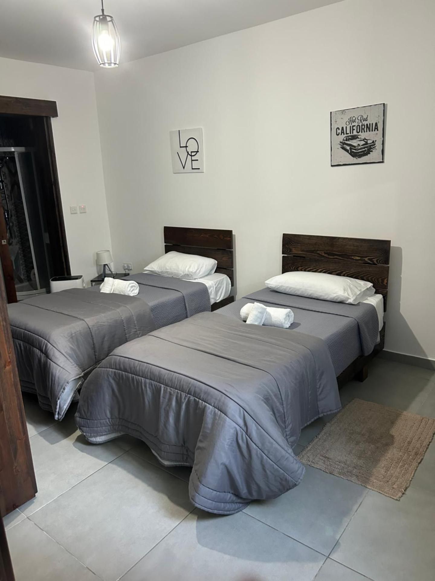 St gaetans studio apartment 6A One-Bedroom Apartment