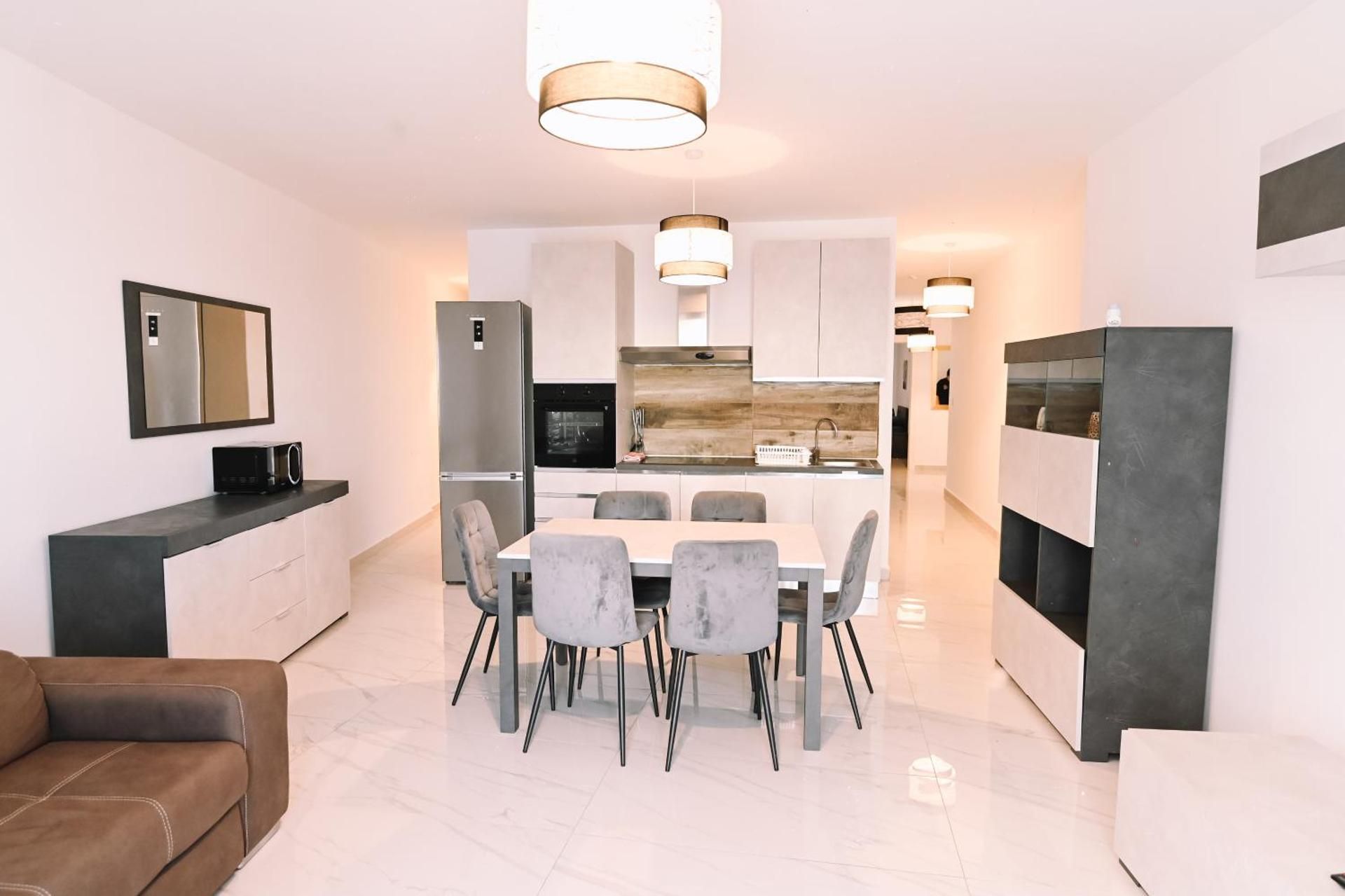 Spacious 3 bedroom in Sliema!
