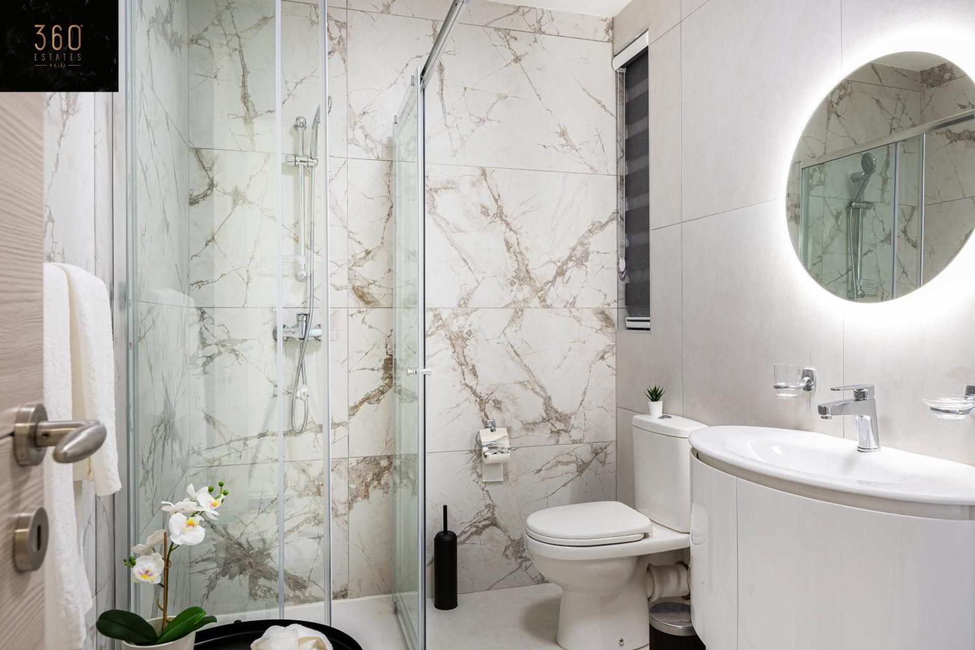 Triple Room with Bathroom