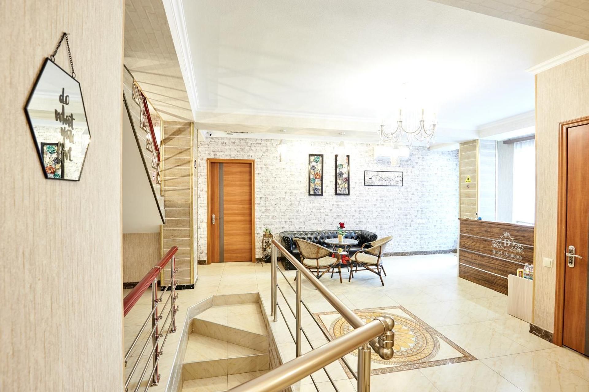 shared lounge/tv area