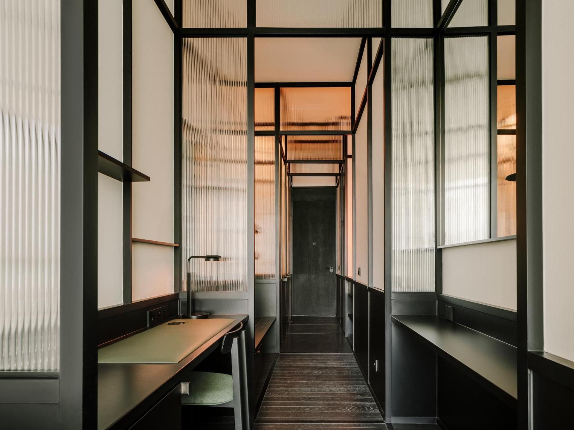 The Telegraph Hotel - The Leading Hotels of the World  Classic Room King 3