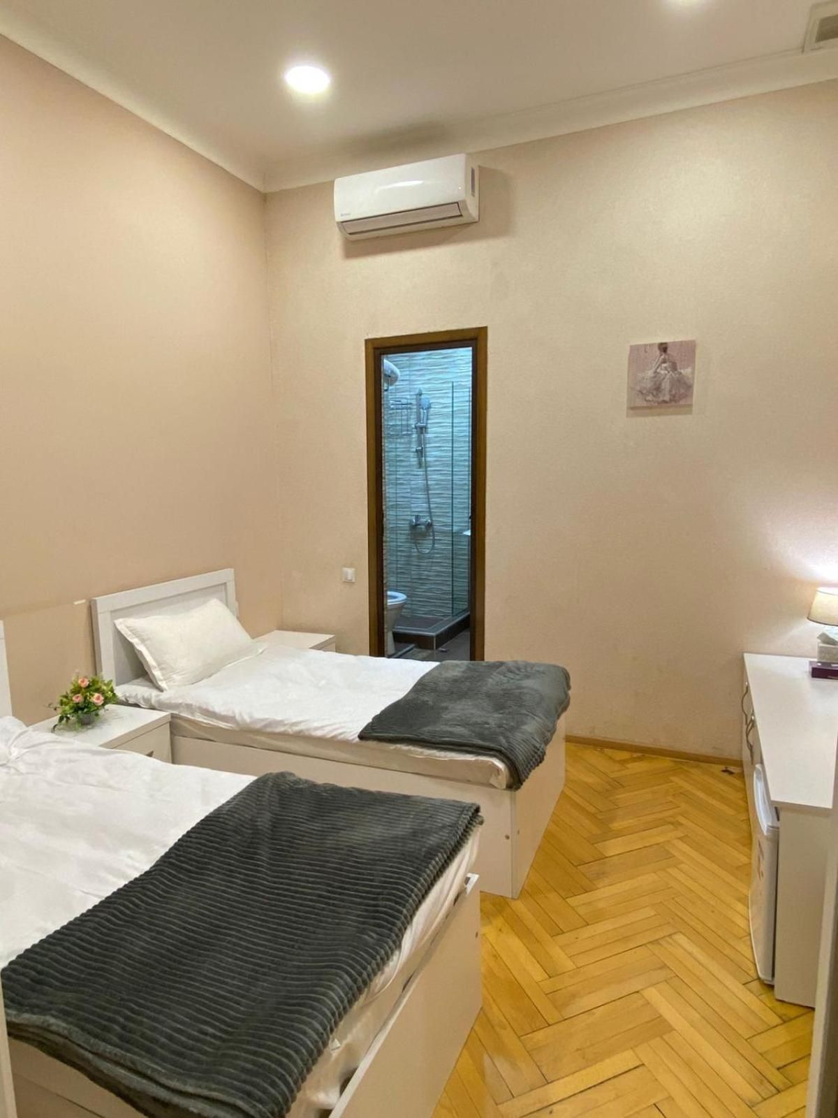 Double or Twin Room with Bathroom