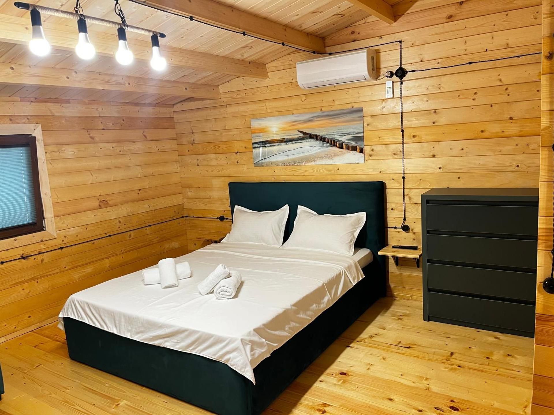 Deluxe One-Bedroom Apartment with Garden View
