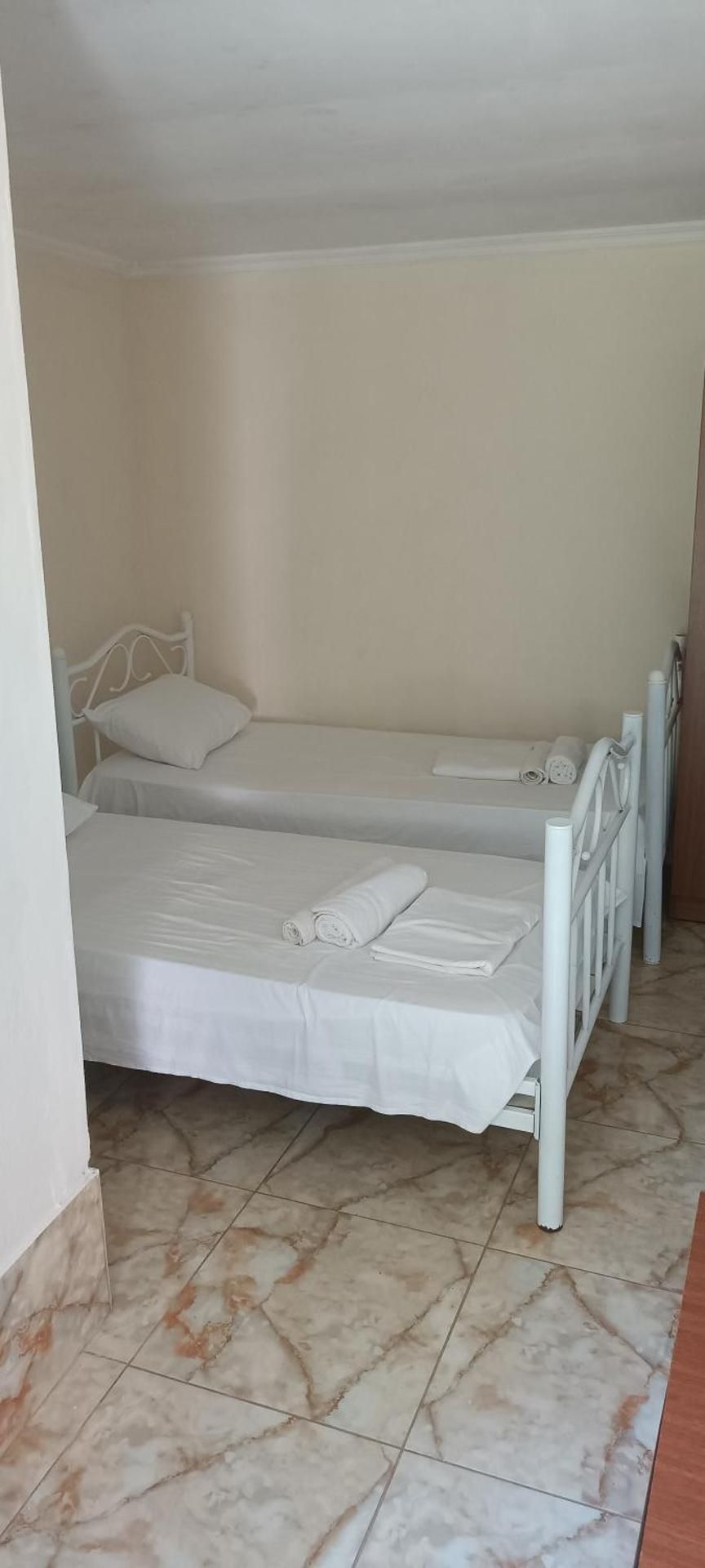 Economy Twin Room