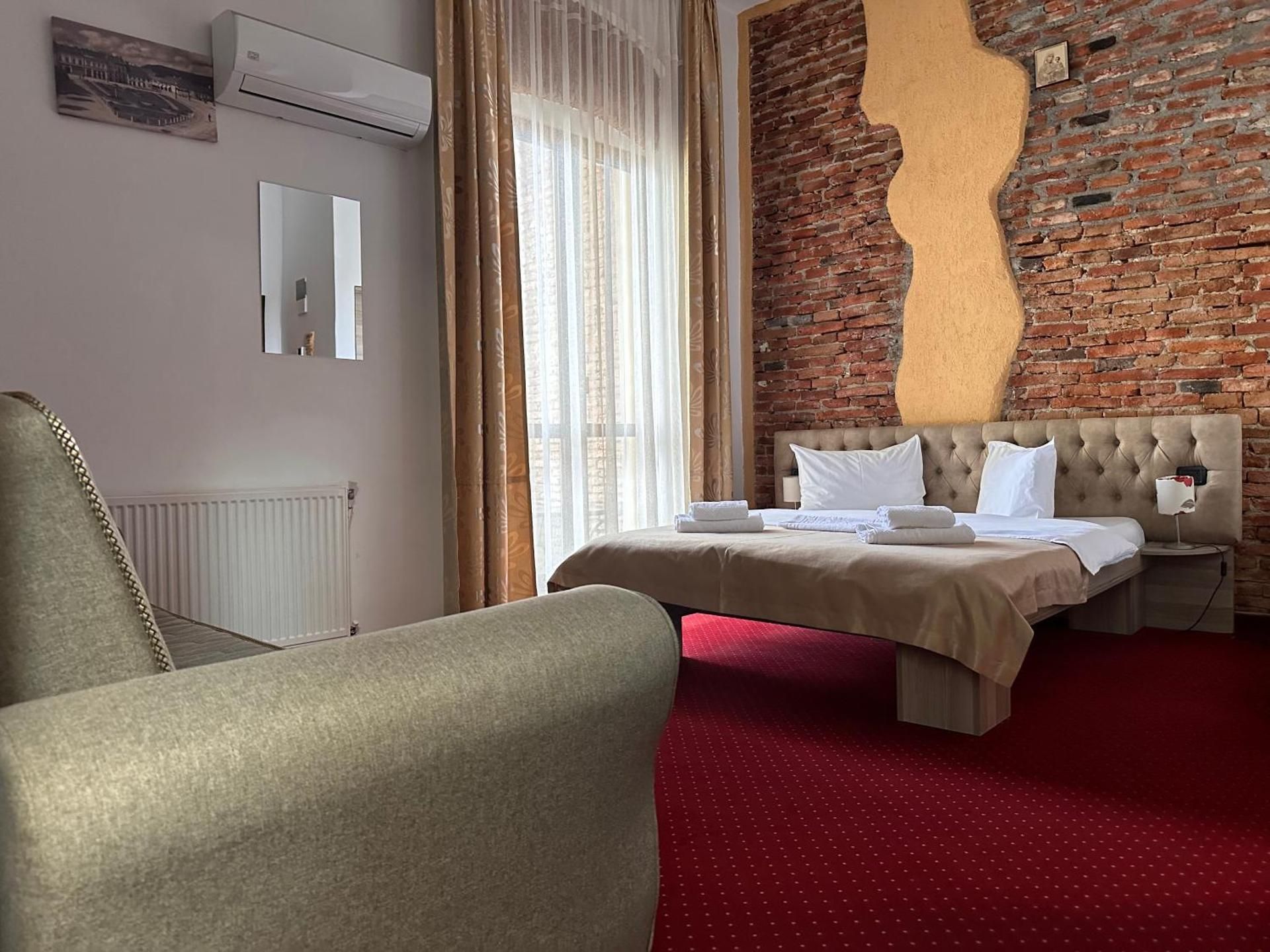 Deluxe Double Room with Castle View