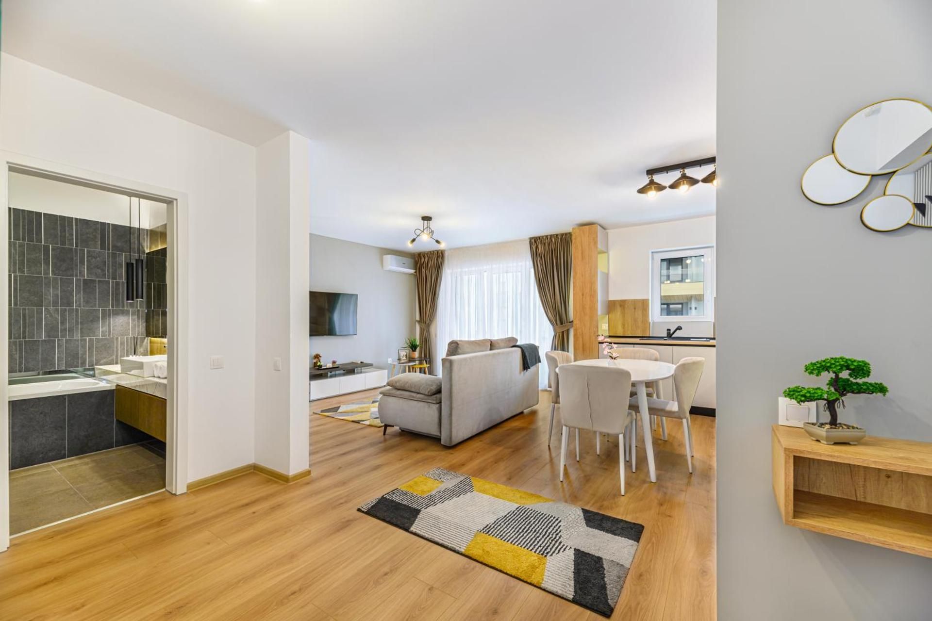 Premier Apartment with Air Conditioning and Balcony