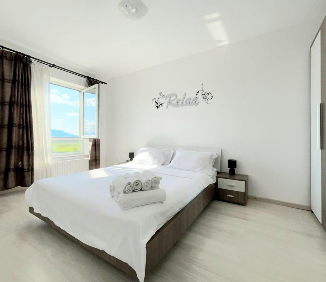Apartment with View and Balcony