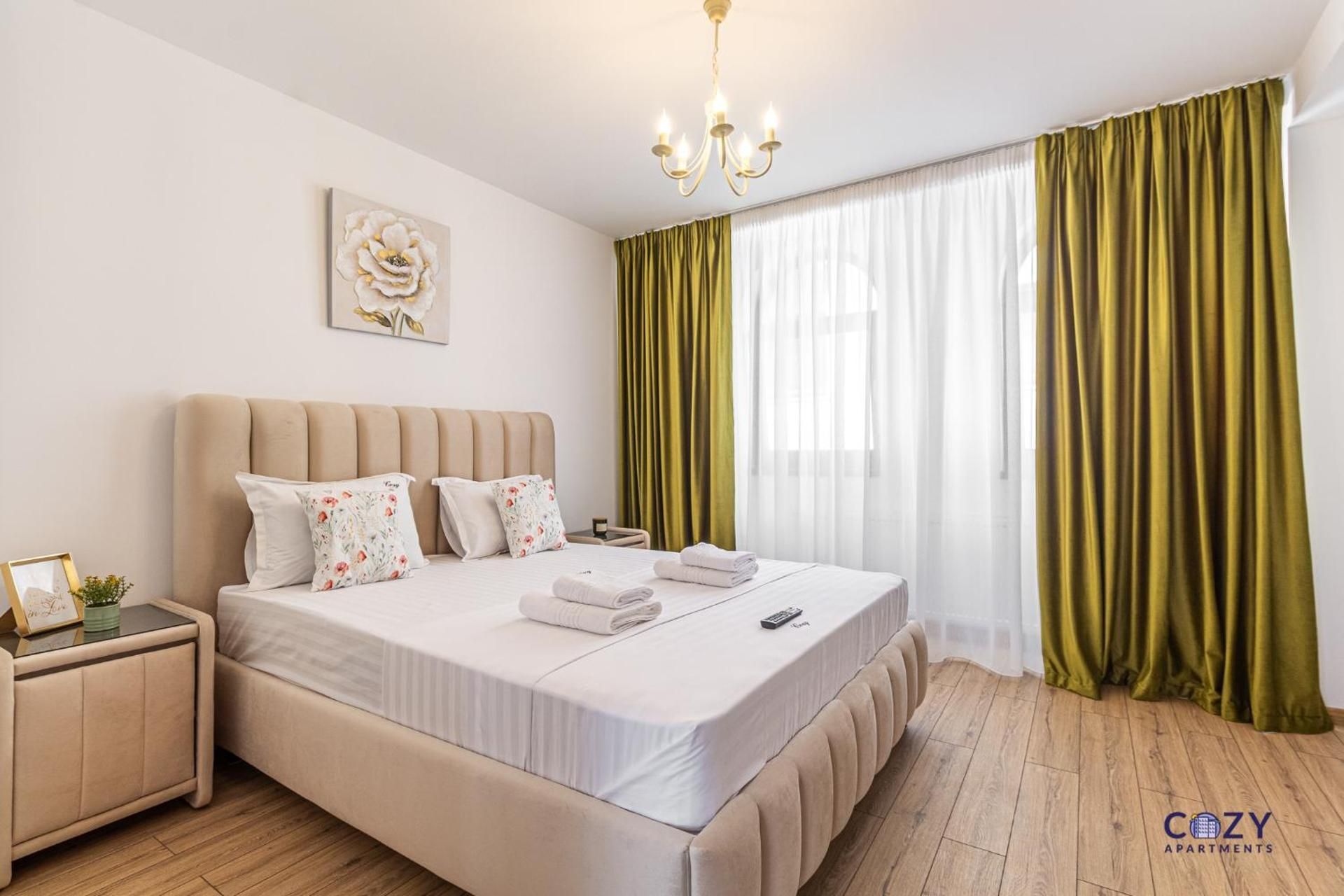 One-Bedroom Premier Apartment
