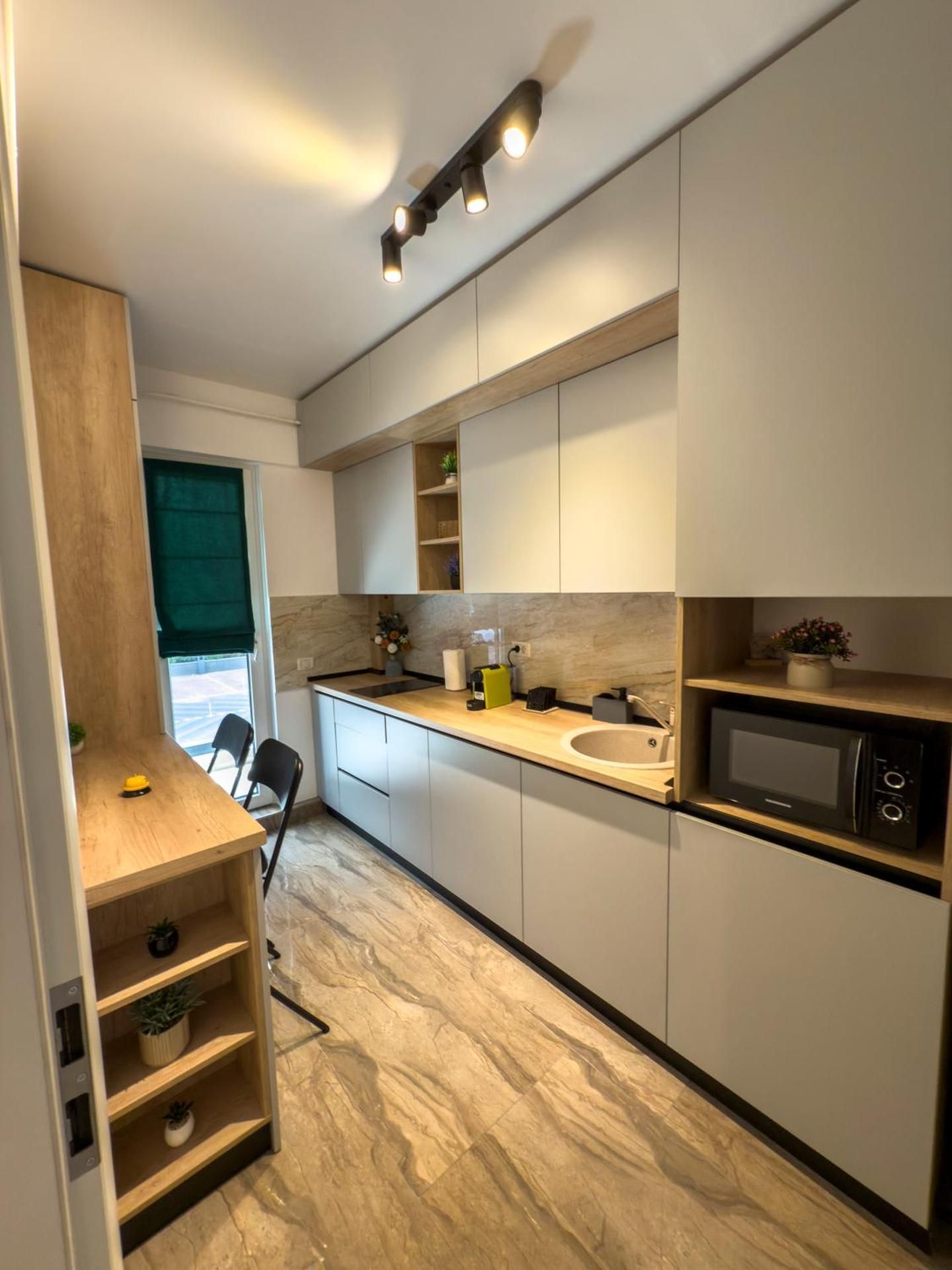 Cozy Central Escape