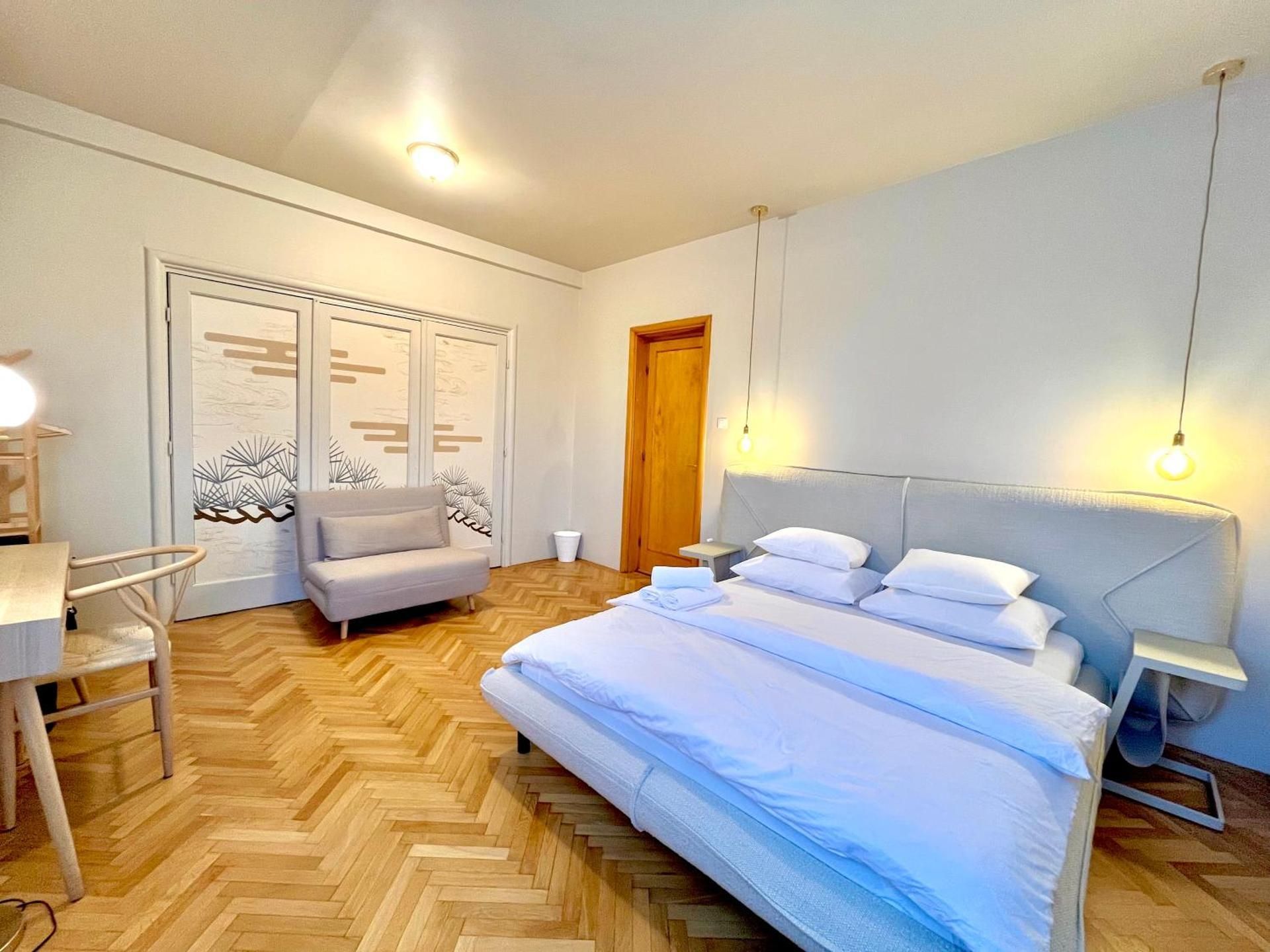Basic Triple Room