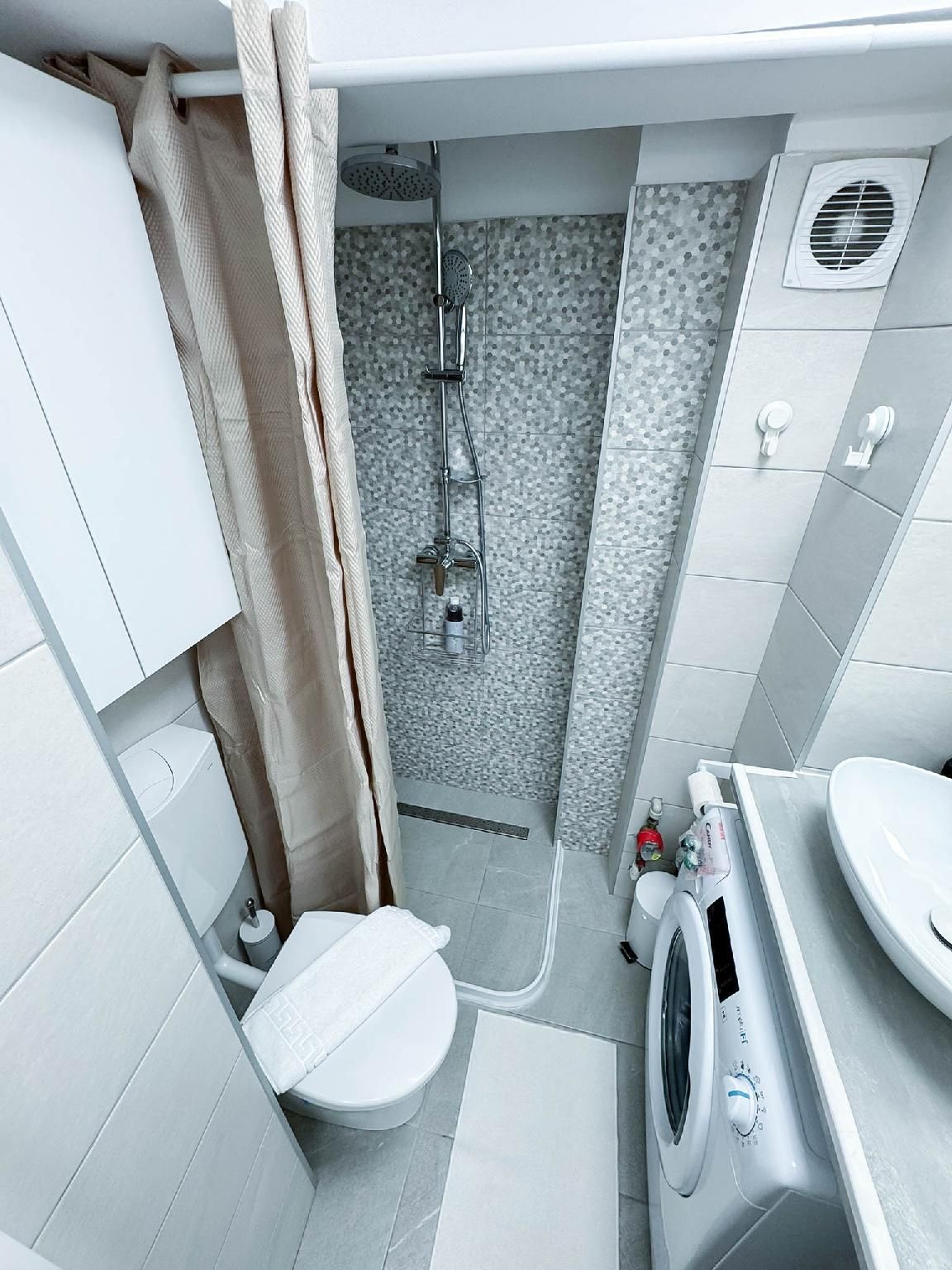 Sunrise Apartments City Center Studio Balcony 3