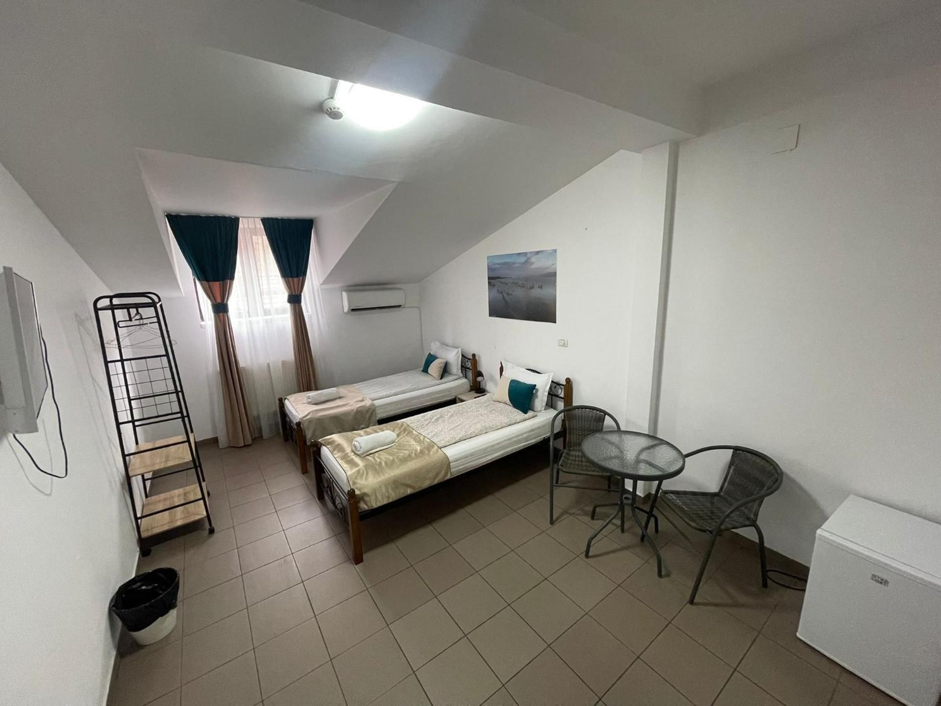 Pension David Twin Room