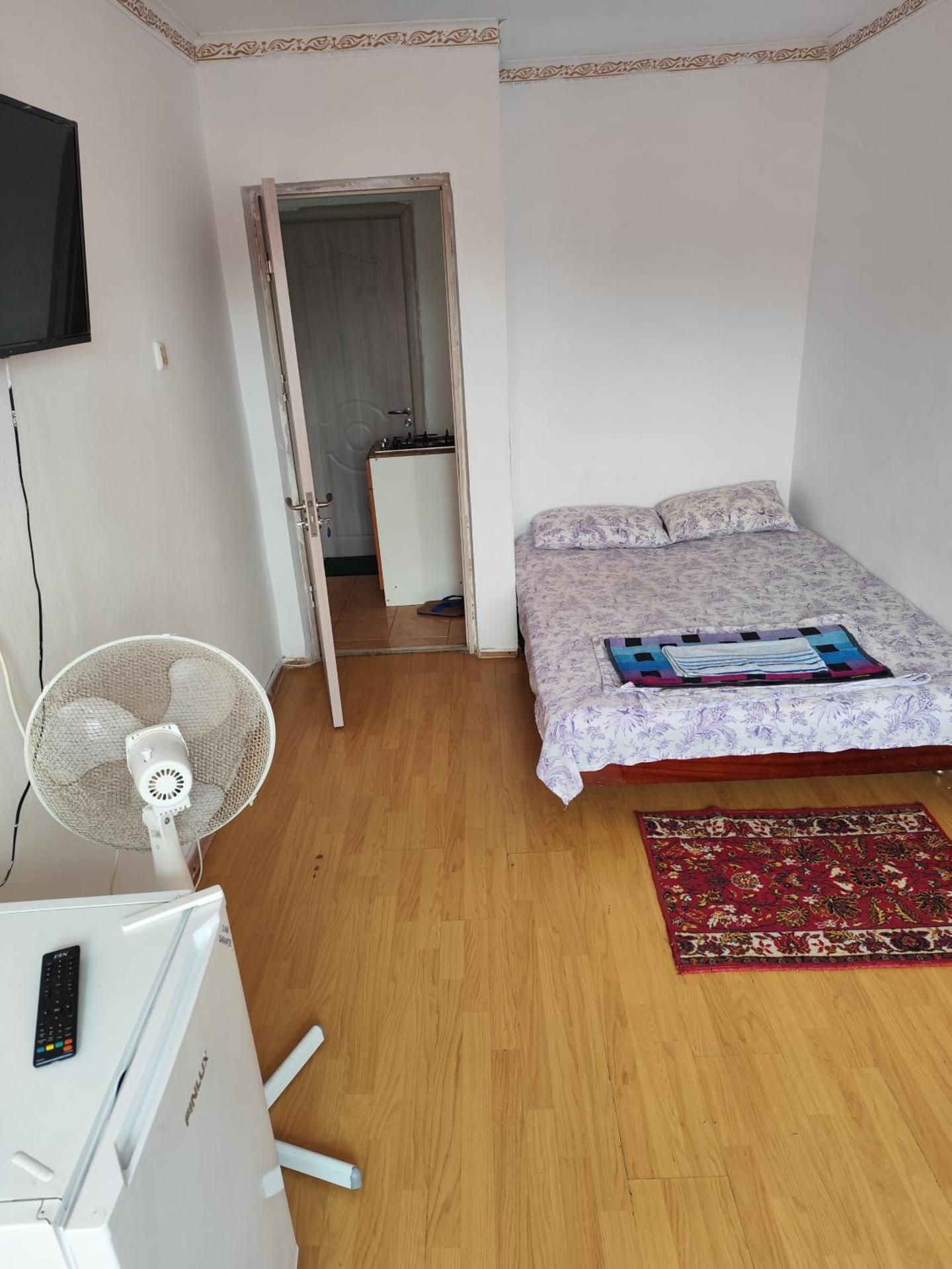 Double Room with Shared Bathroom