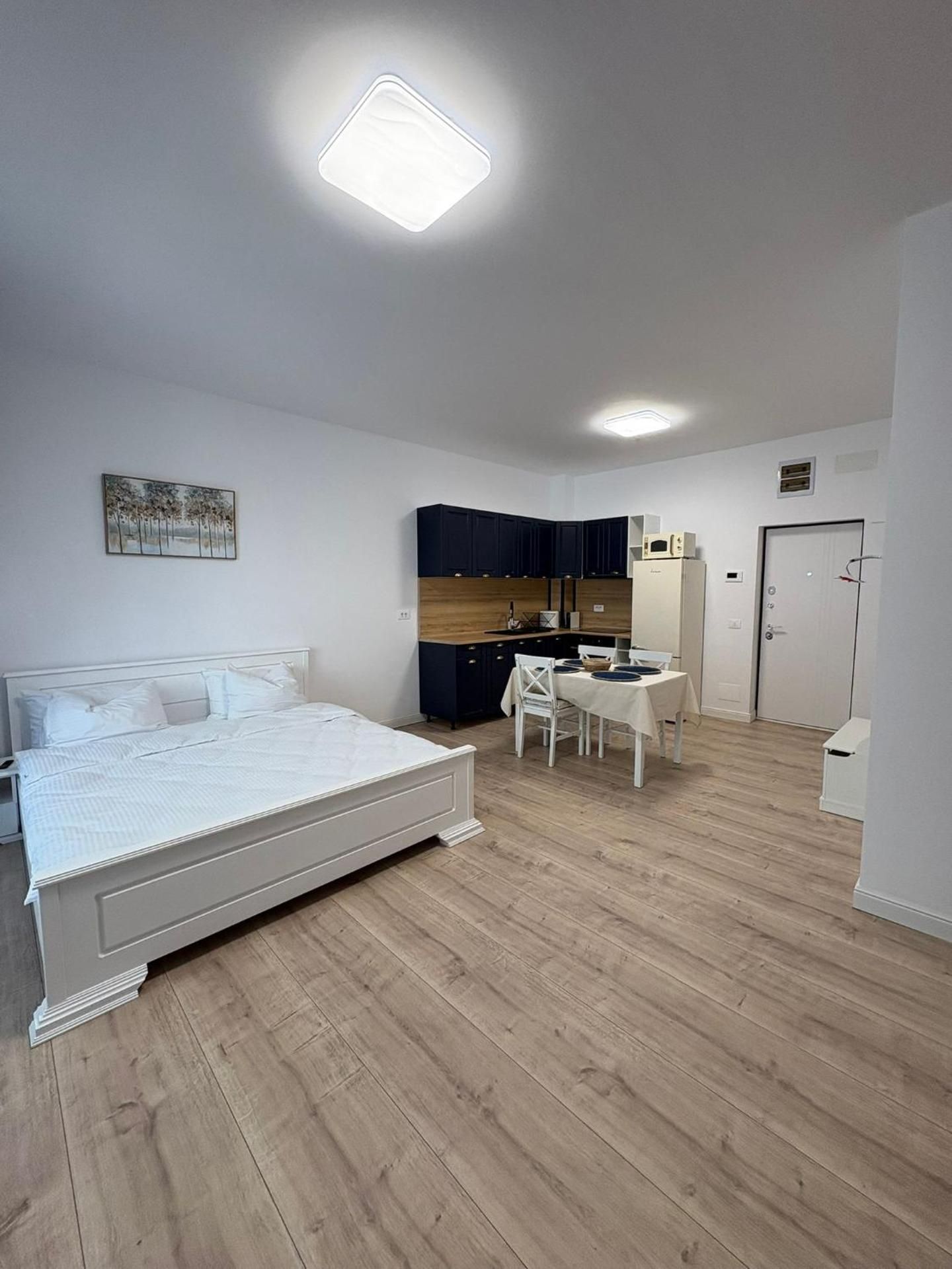 Studio with Balcony