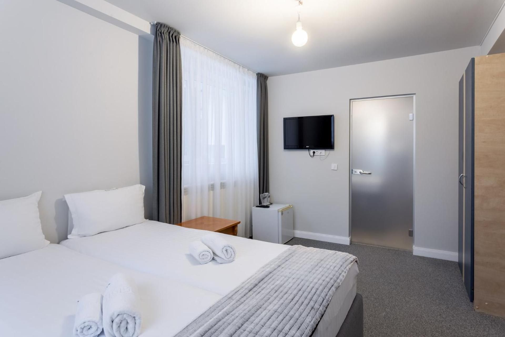 Economy Double Room - Eden 4 & 5