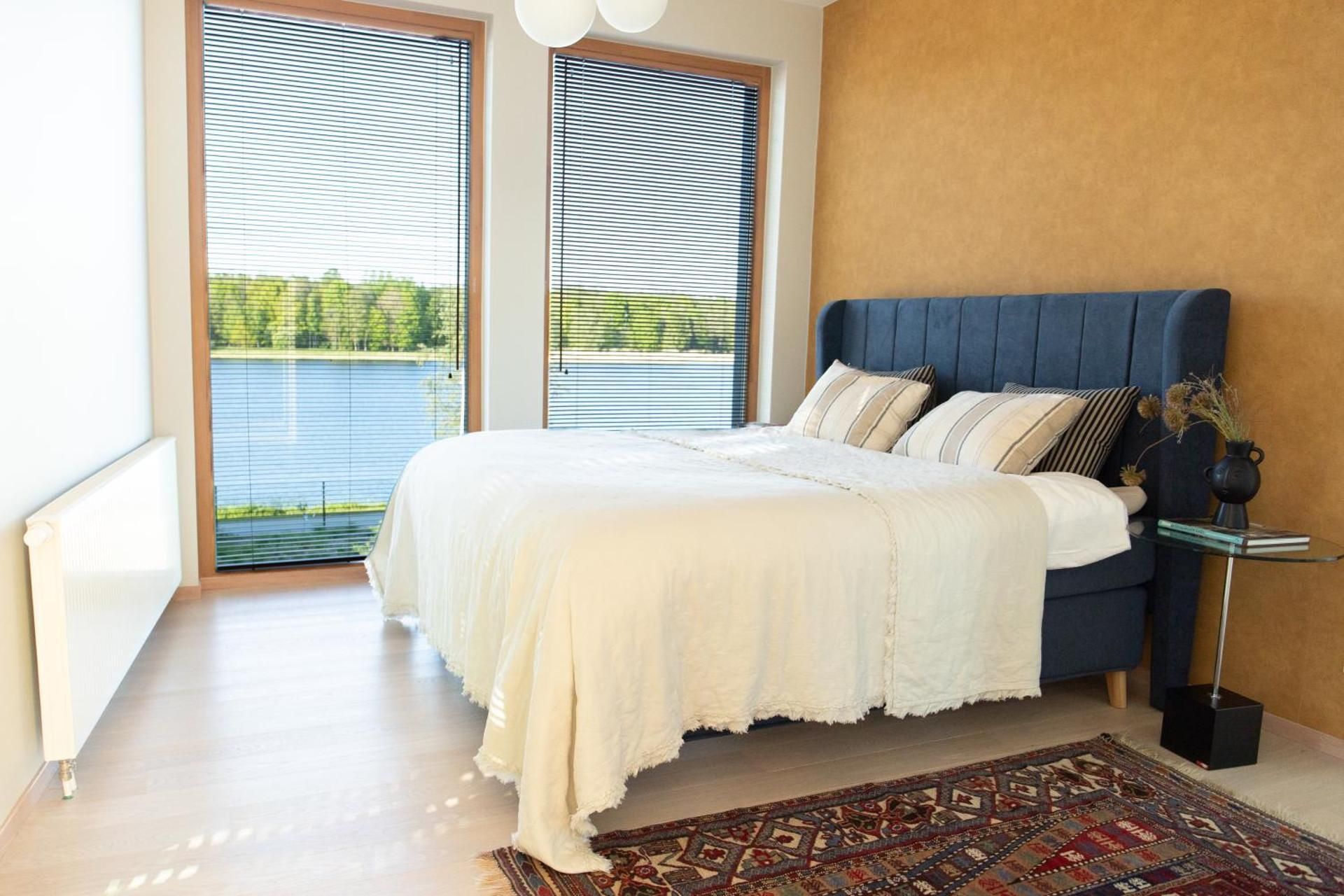Apartment with View and Balcony