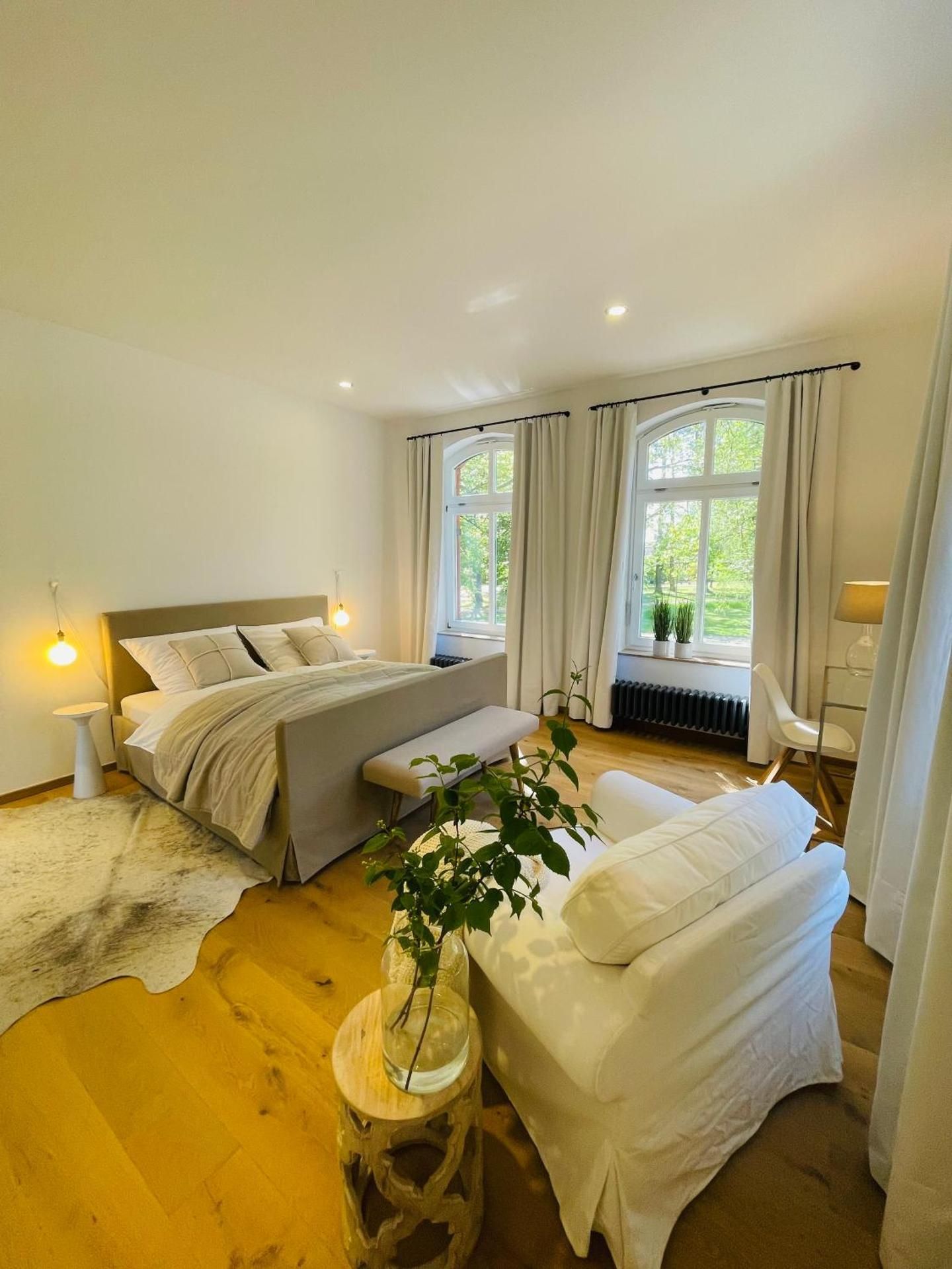 One-Bedroom Apartment with Terrace