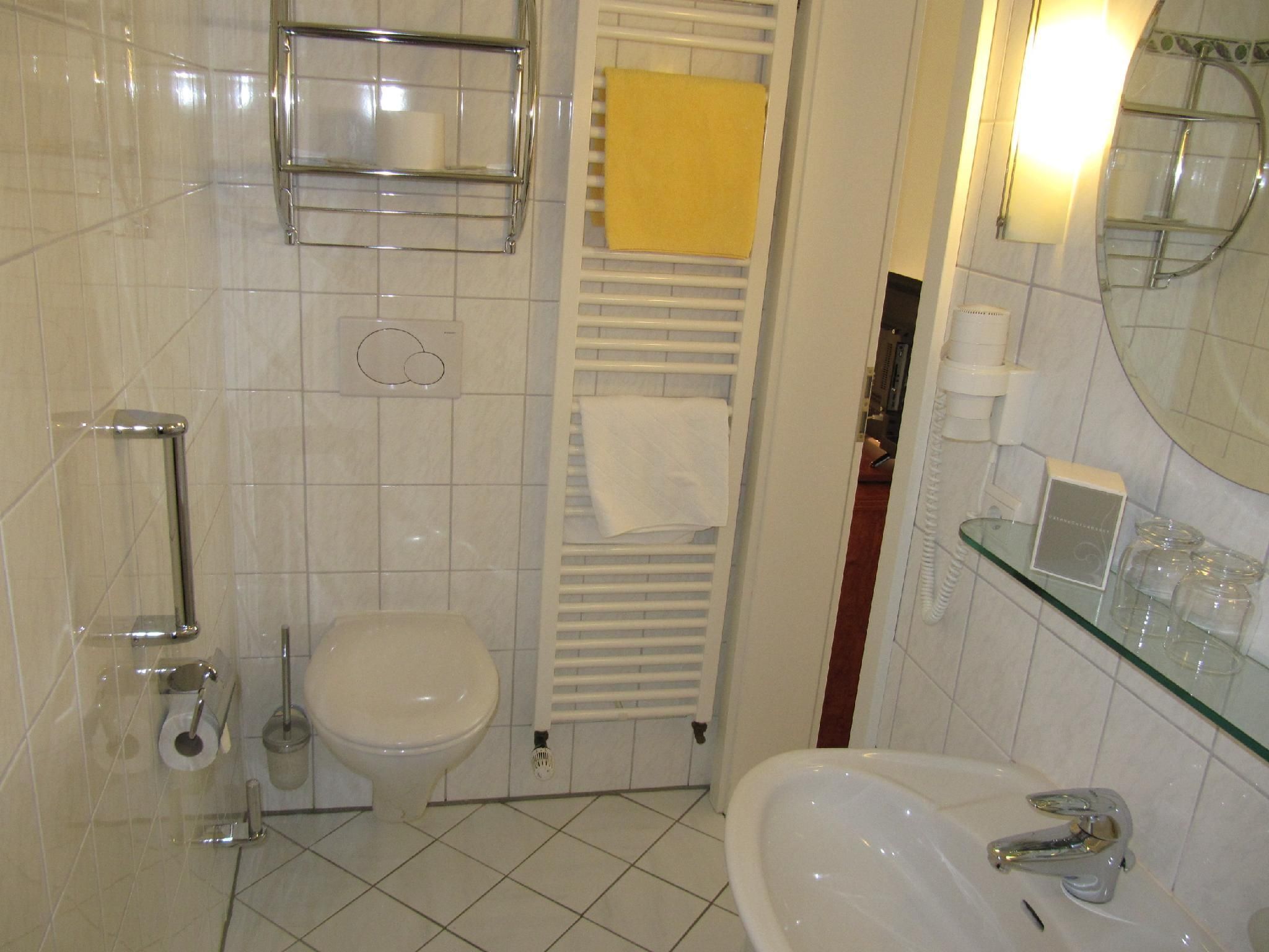 Double room-Budget-Private Bathroom-Balcony