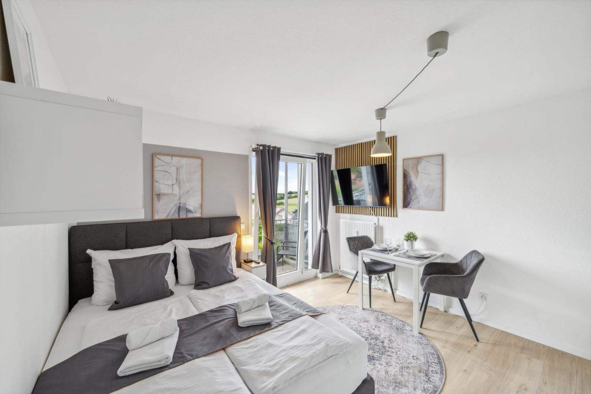 Apartment with Balcony