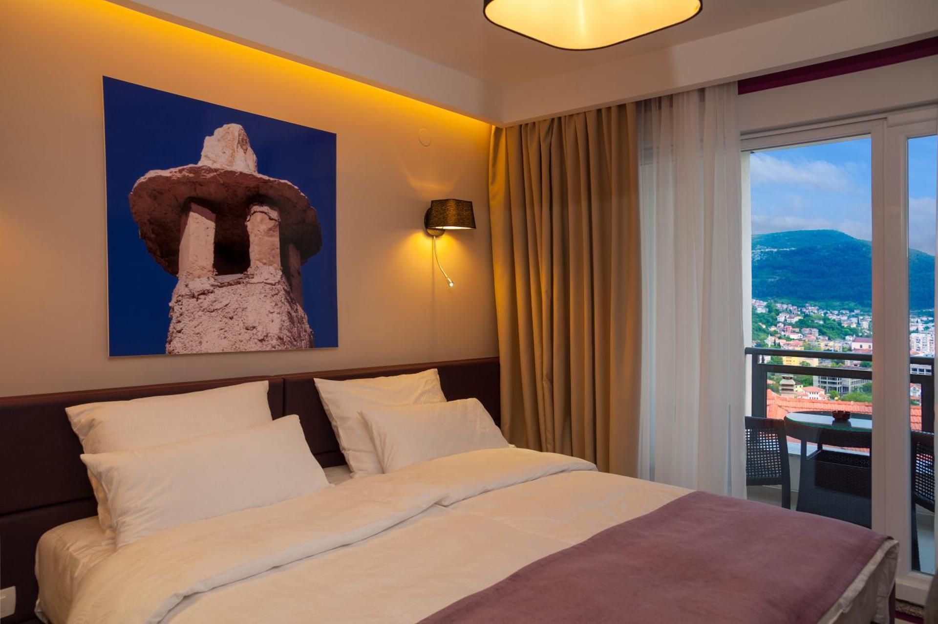 Triple Room with Balcony