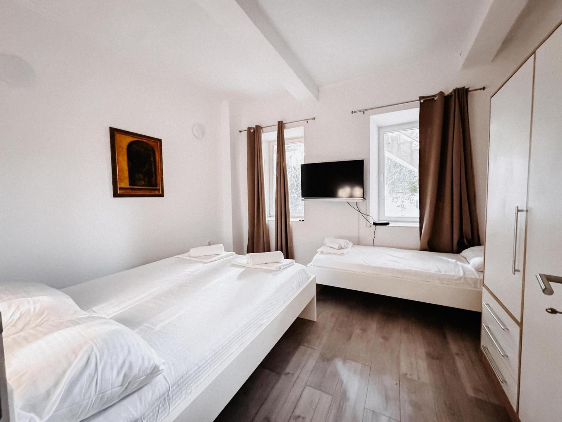 One-Bedroom Apartment with Garden View