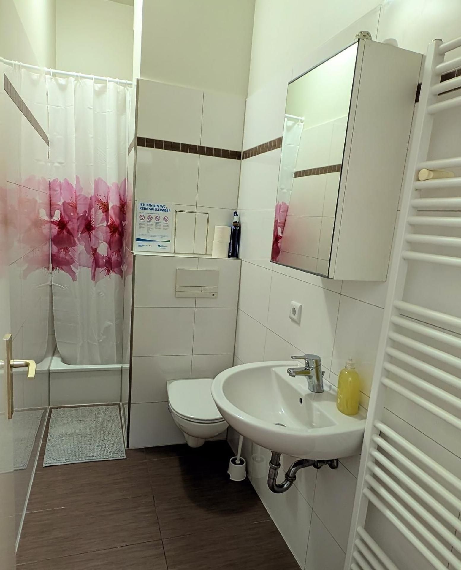 One-Bedroom Standard Apartment