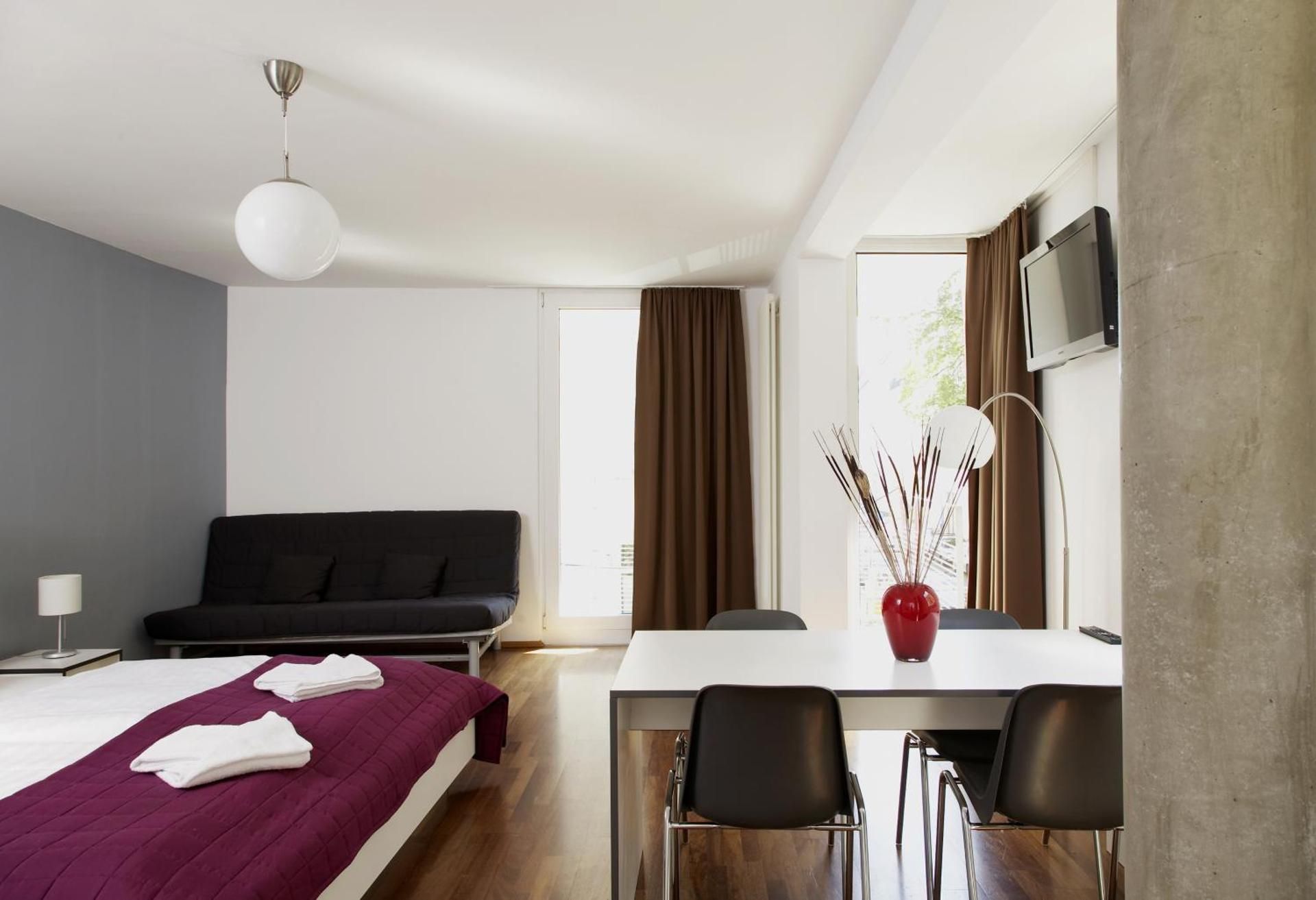 Family Apartment with Balcony