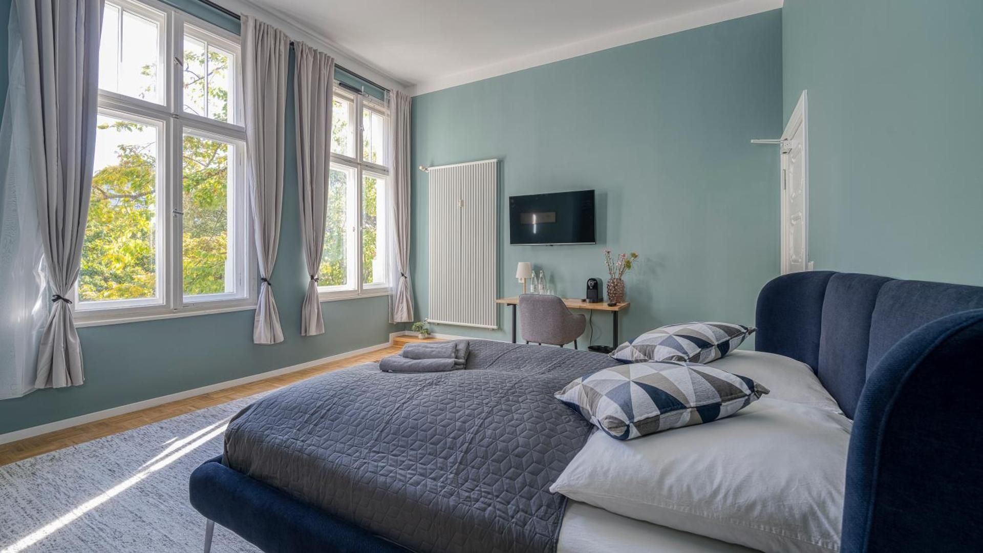 Triple Room with Private Bathroom