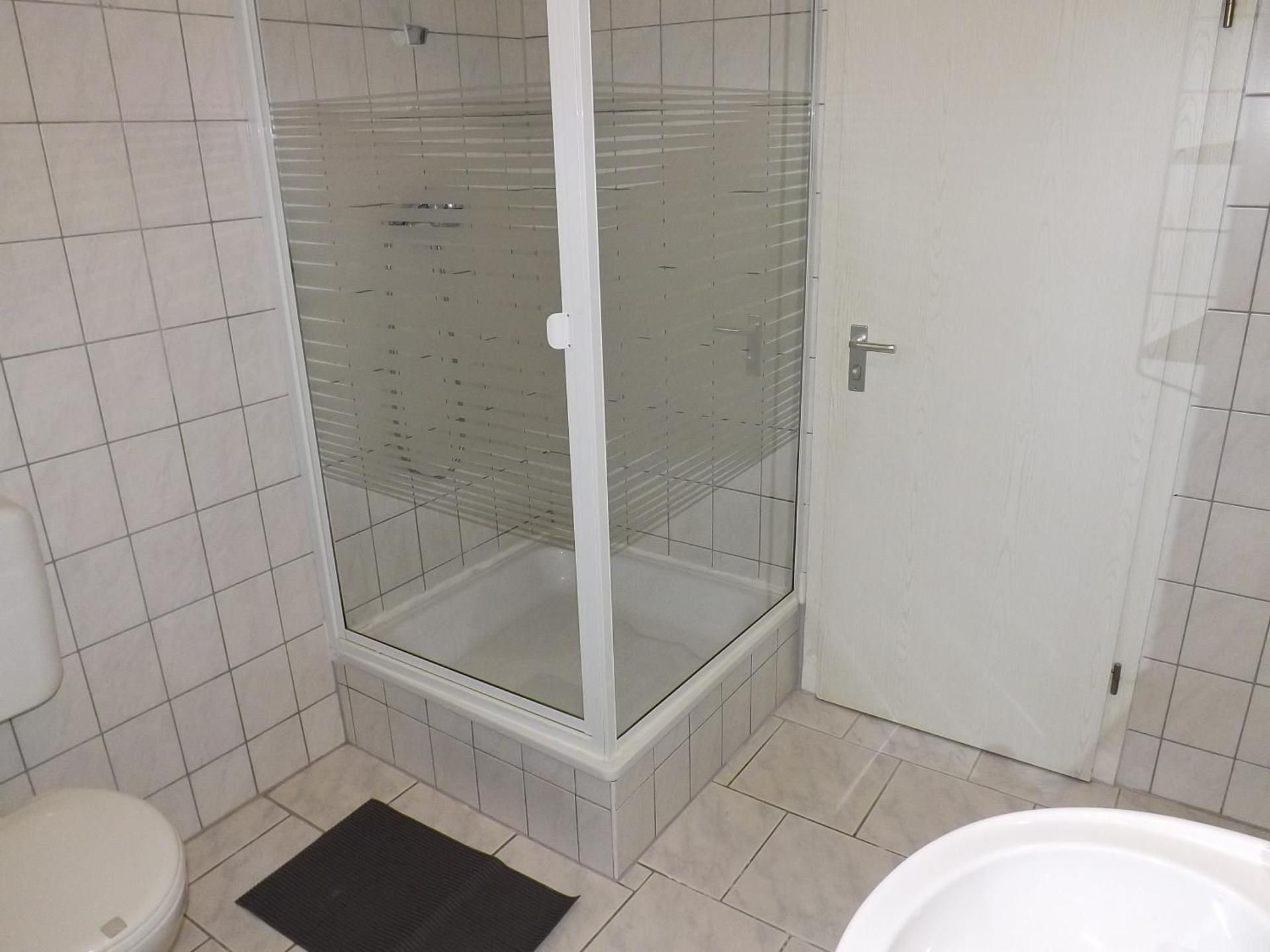 Standard Twin Room with Shared Bathroom