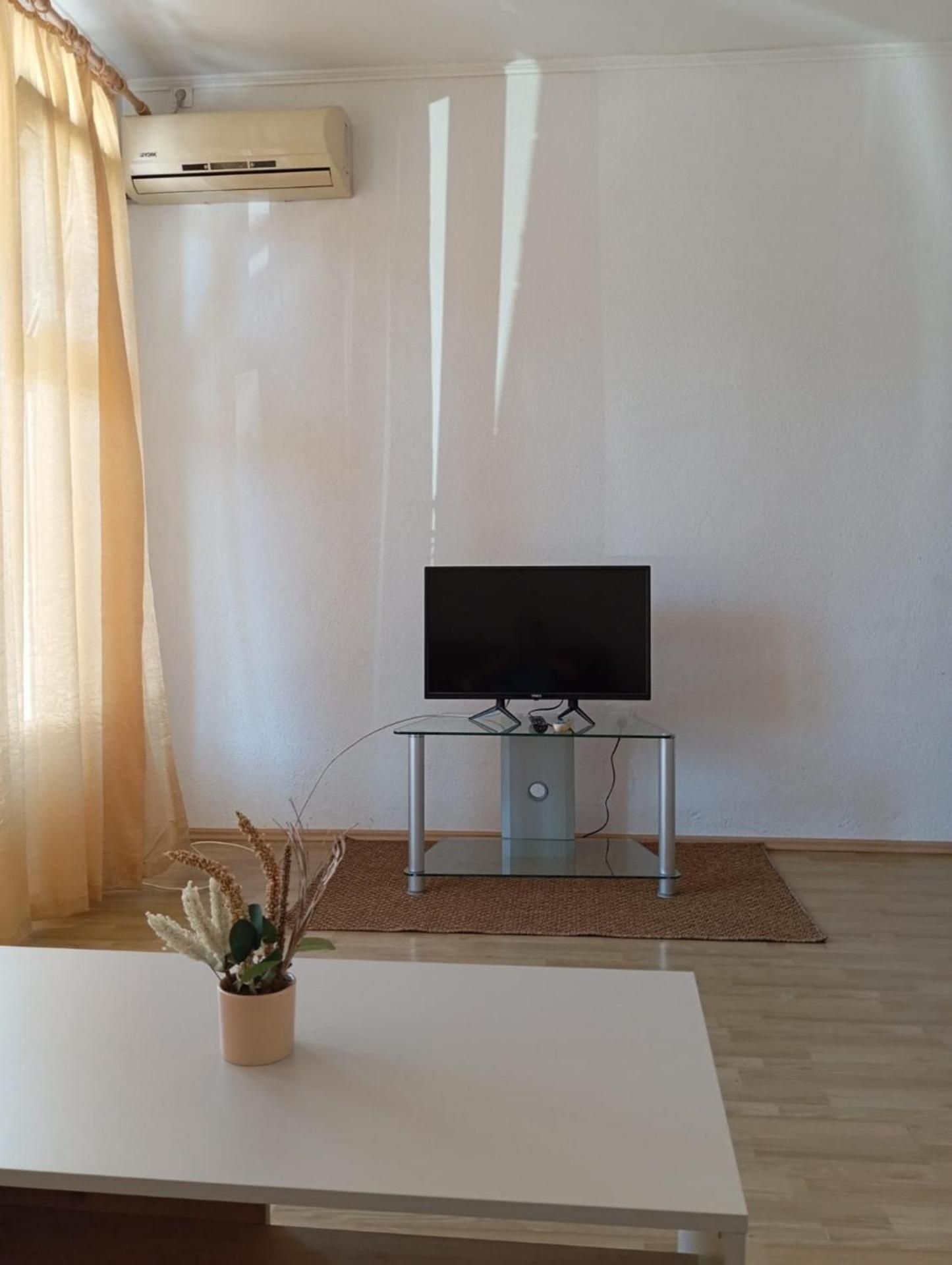One Bedroom Apartment with Terrace