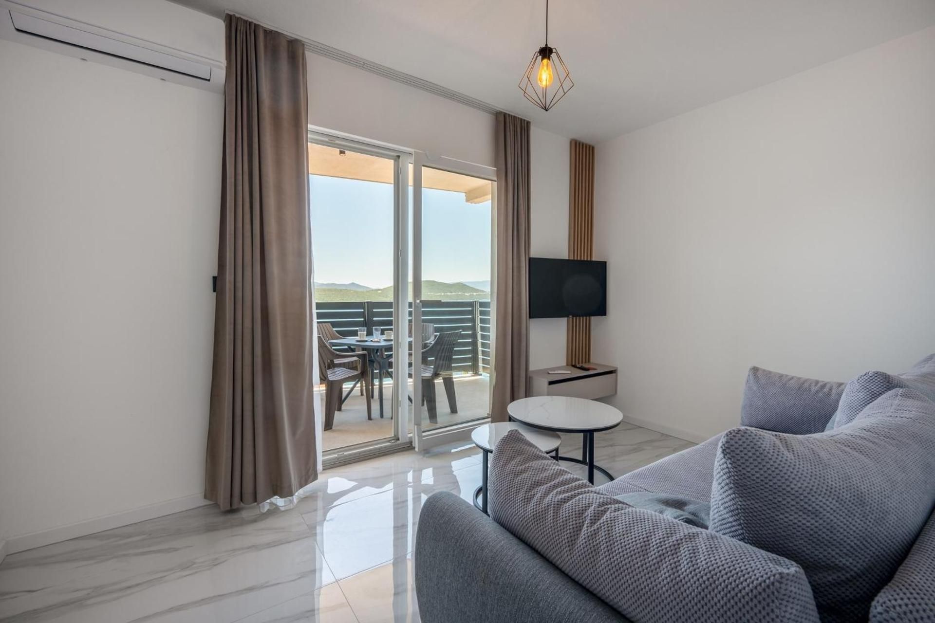 Modern One Bedroom Apartment
