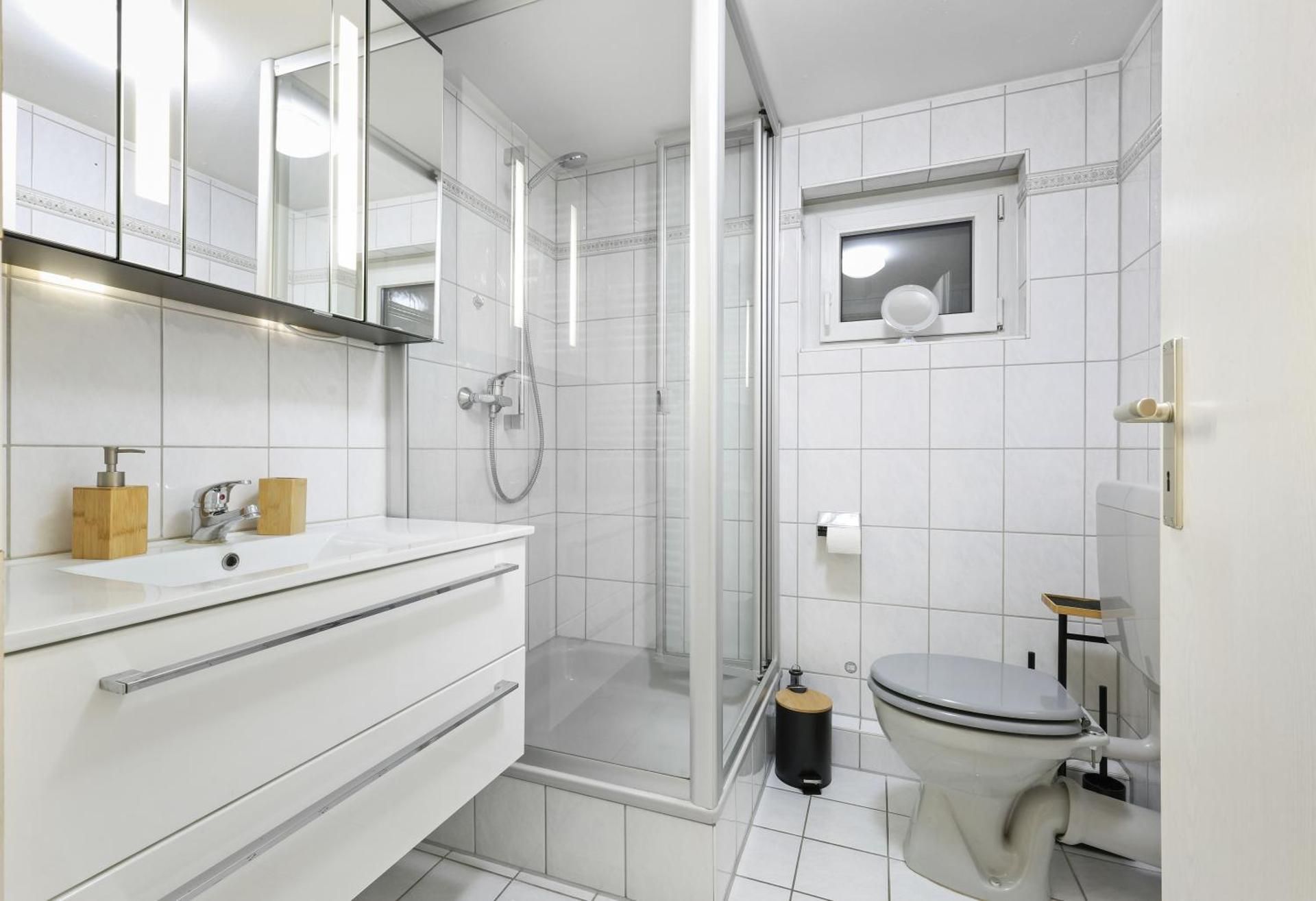 One Bedroom Apartment - souterrain