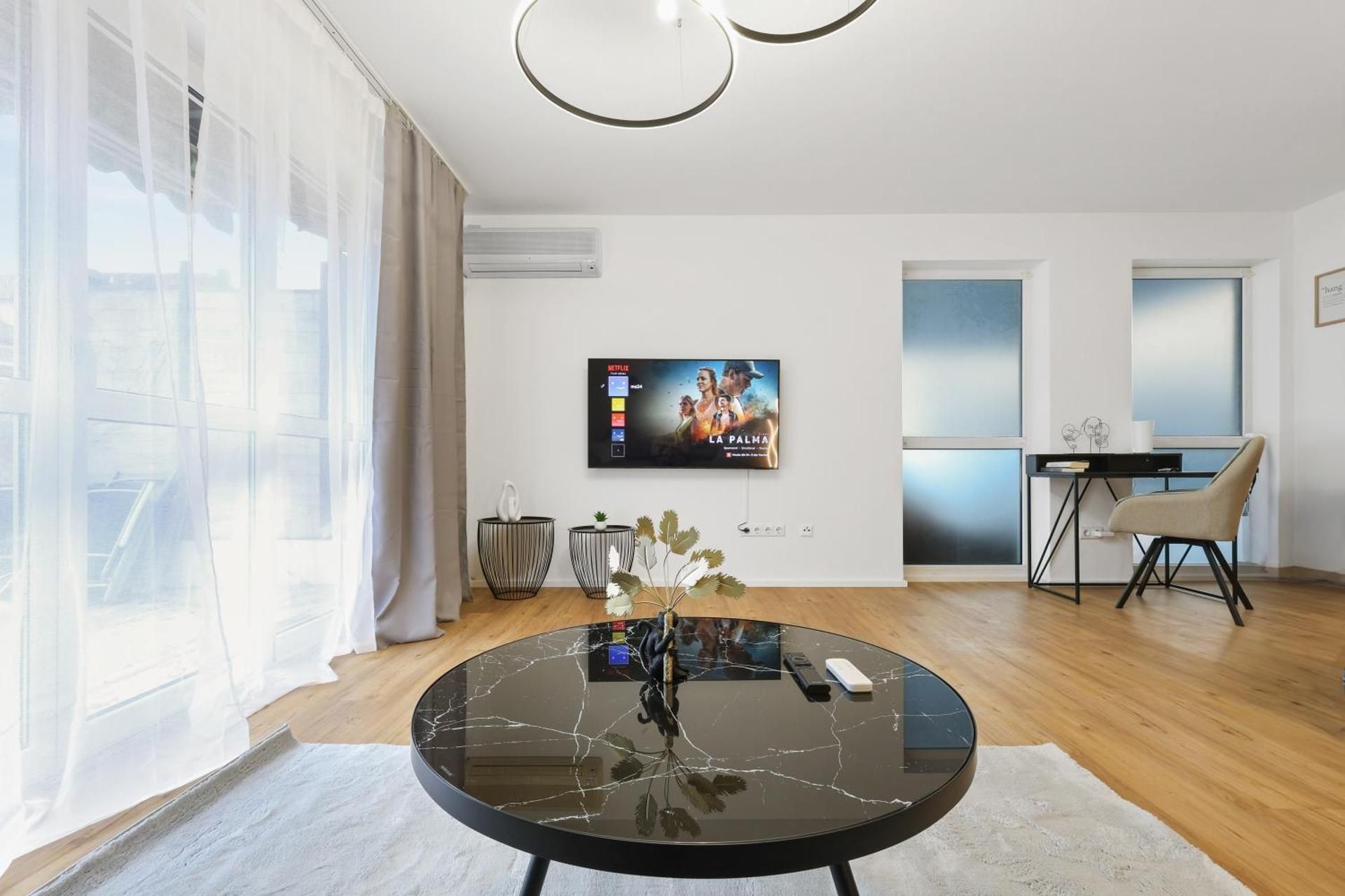 One Bedroom Apartment - souterrain