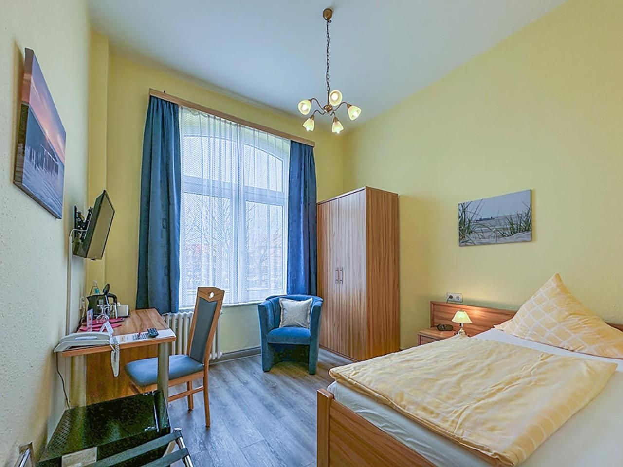 Single Room