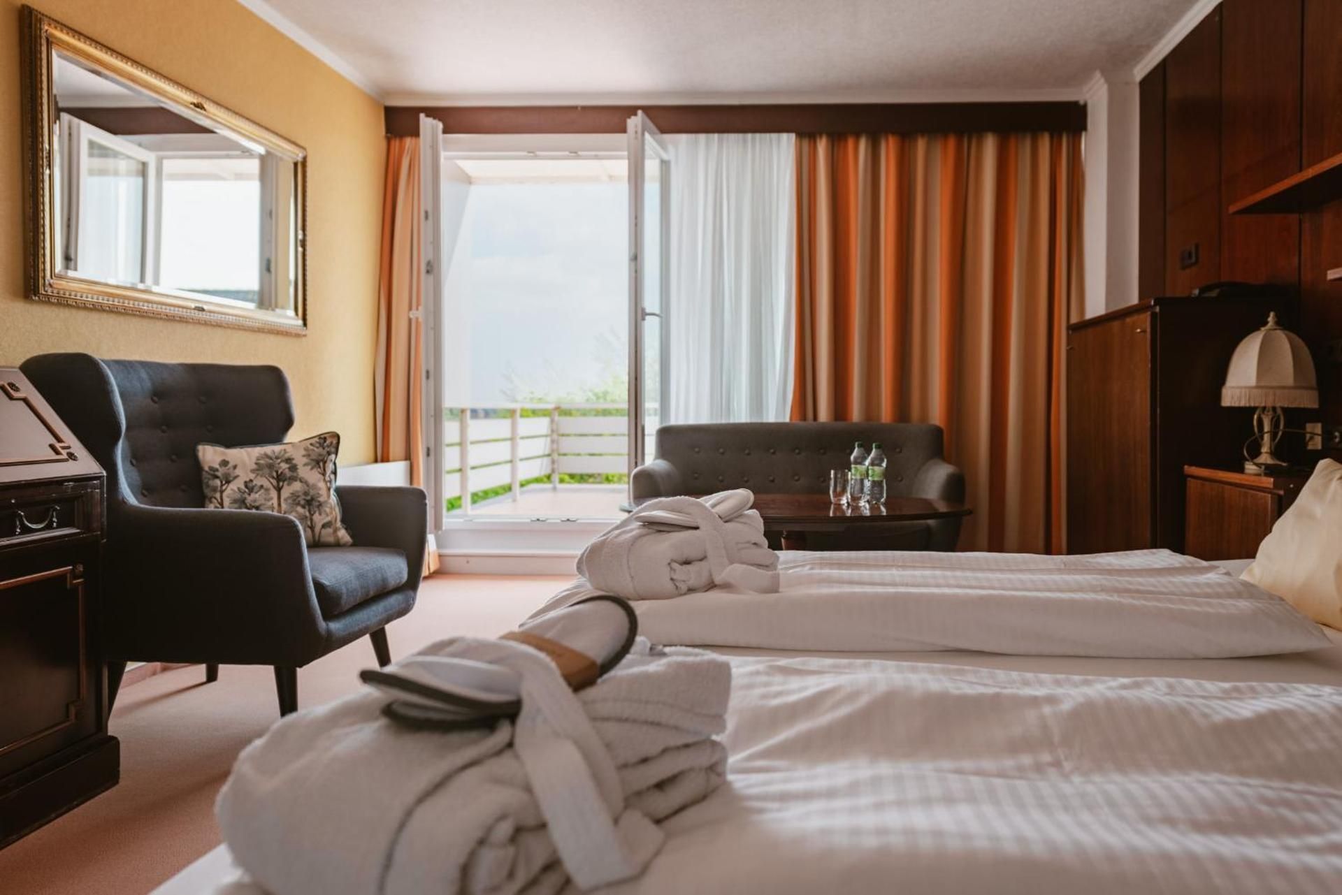 Large Double Room