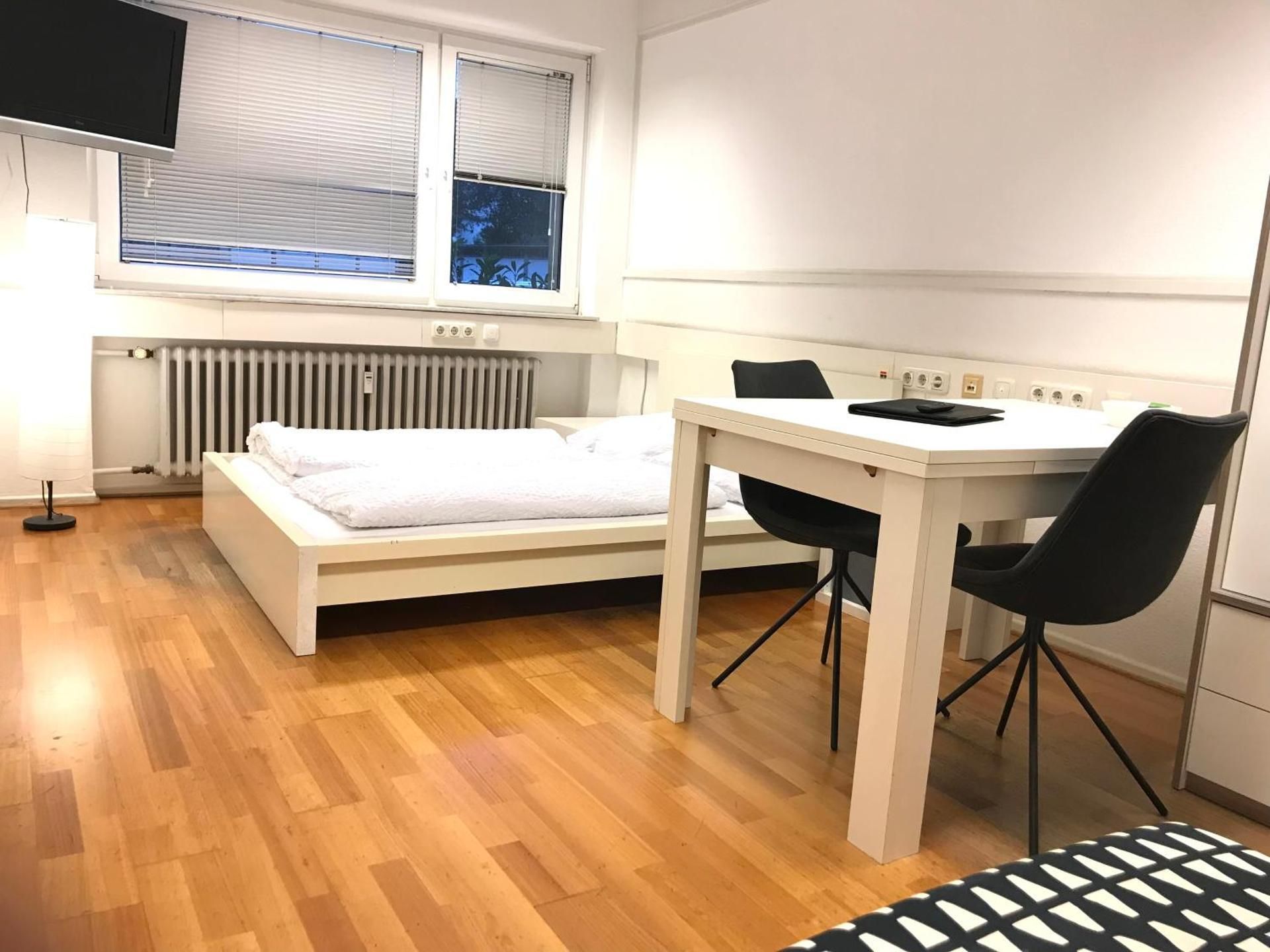 Double Room with Private External Bathroom