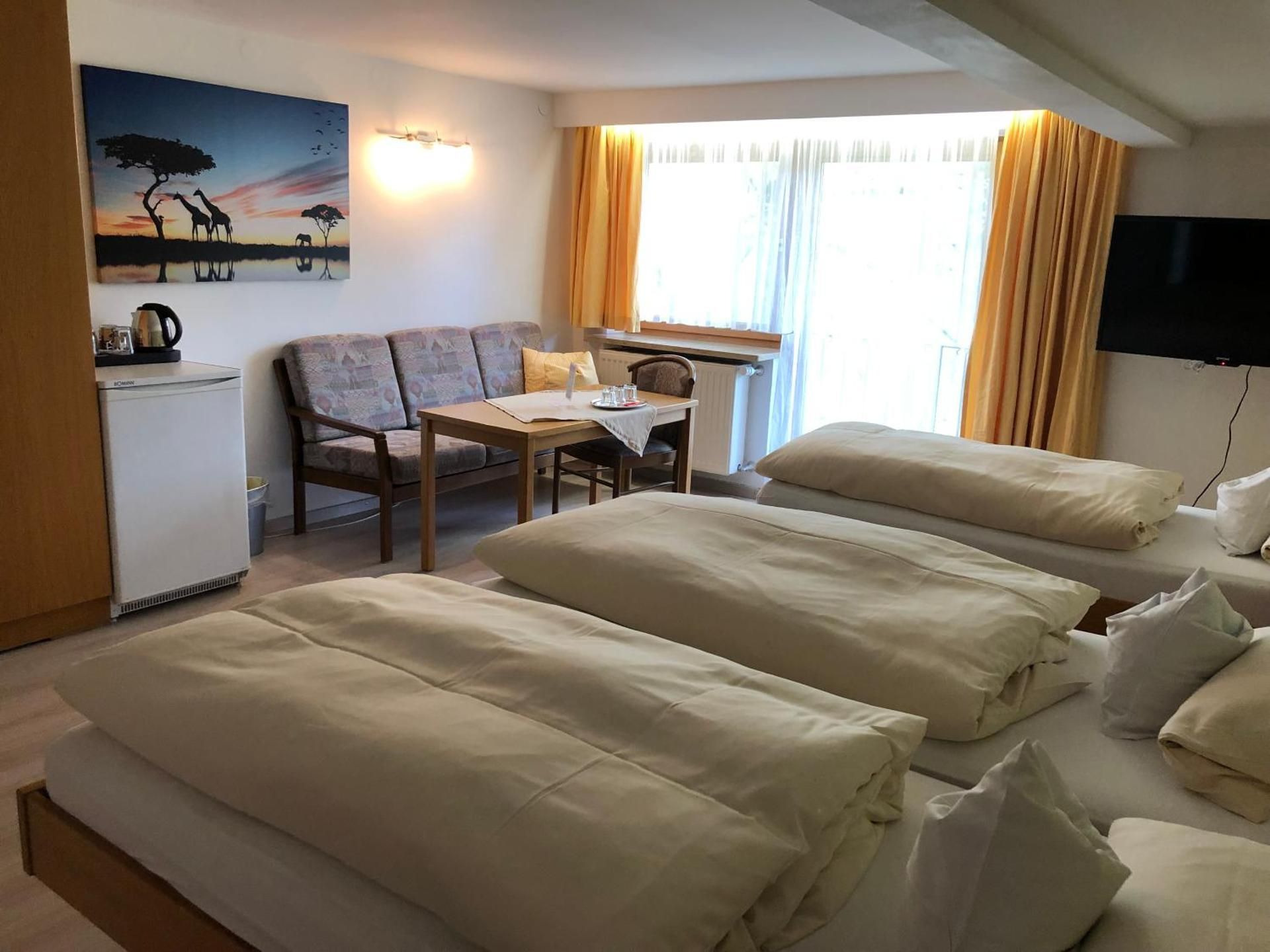 Triple Room with Mountain View