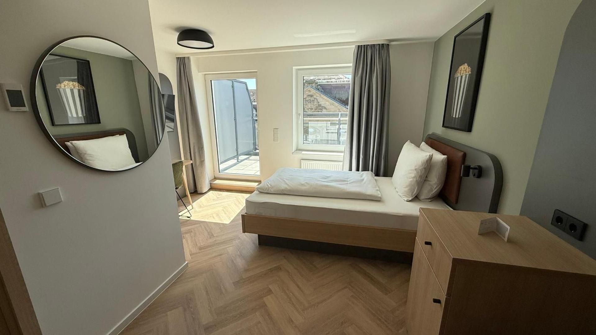Single Room with Terrace