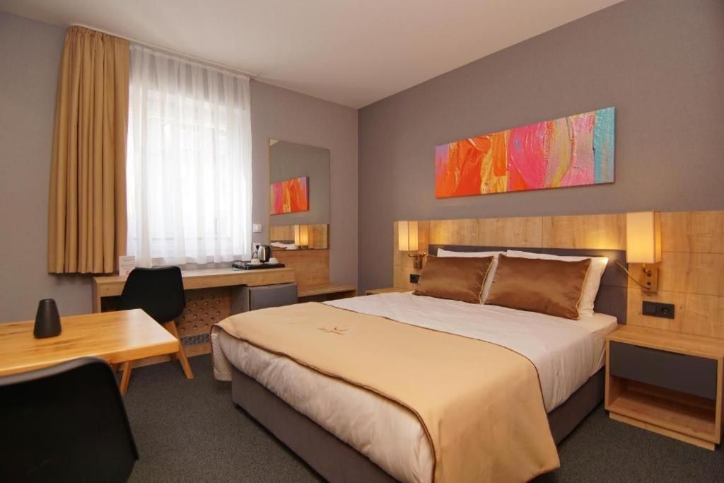 Double Room with Shared Bathroom