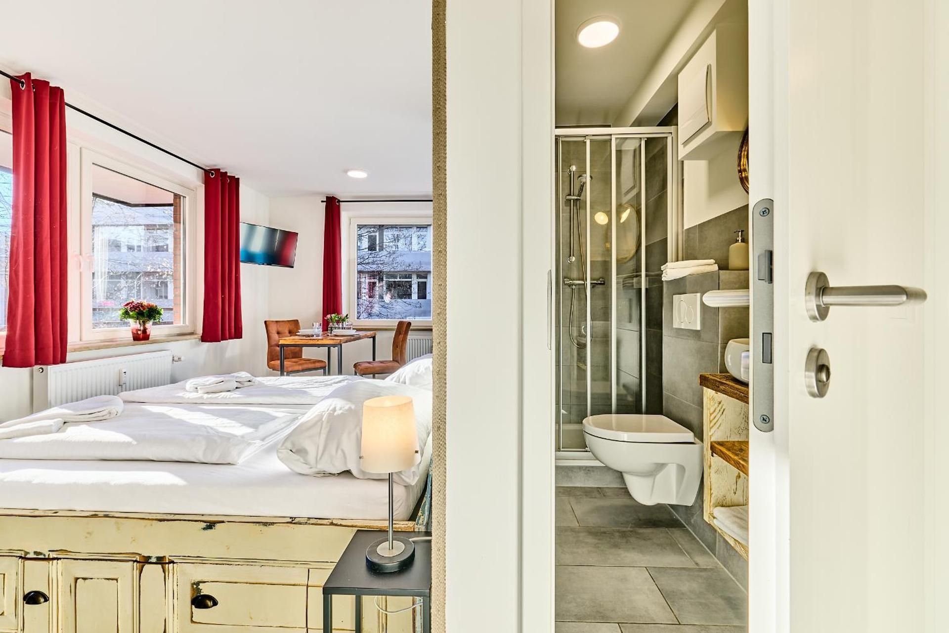 Double Room with Private Bathroom