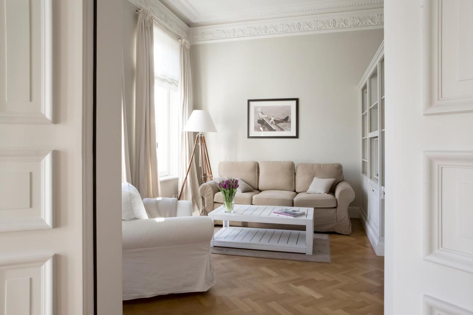 One-Bedroom Apartment (2 Adults)