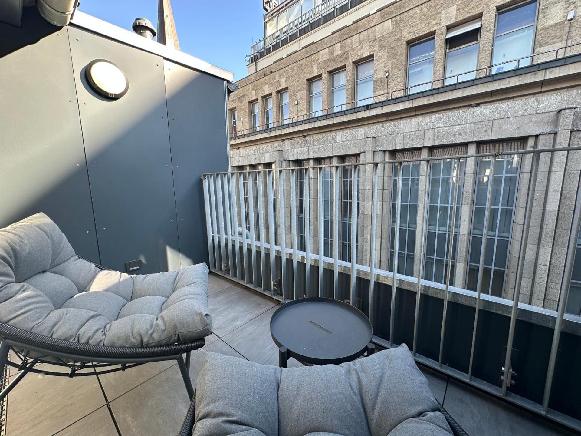 Three-Bedroom Apartment with Balcony