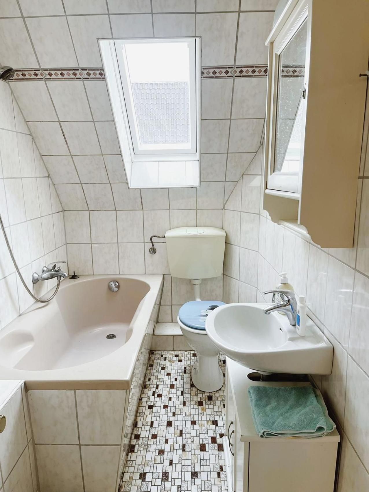 Standard Double Room with Shared Bathroom