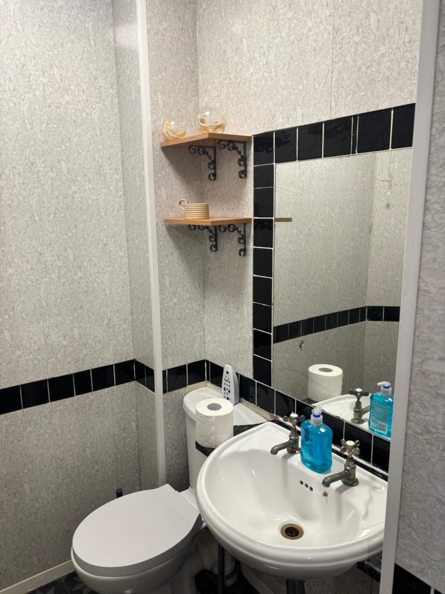 Affordable Golden Mile Blackpool Hotel Double - 2 People 3