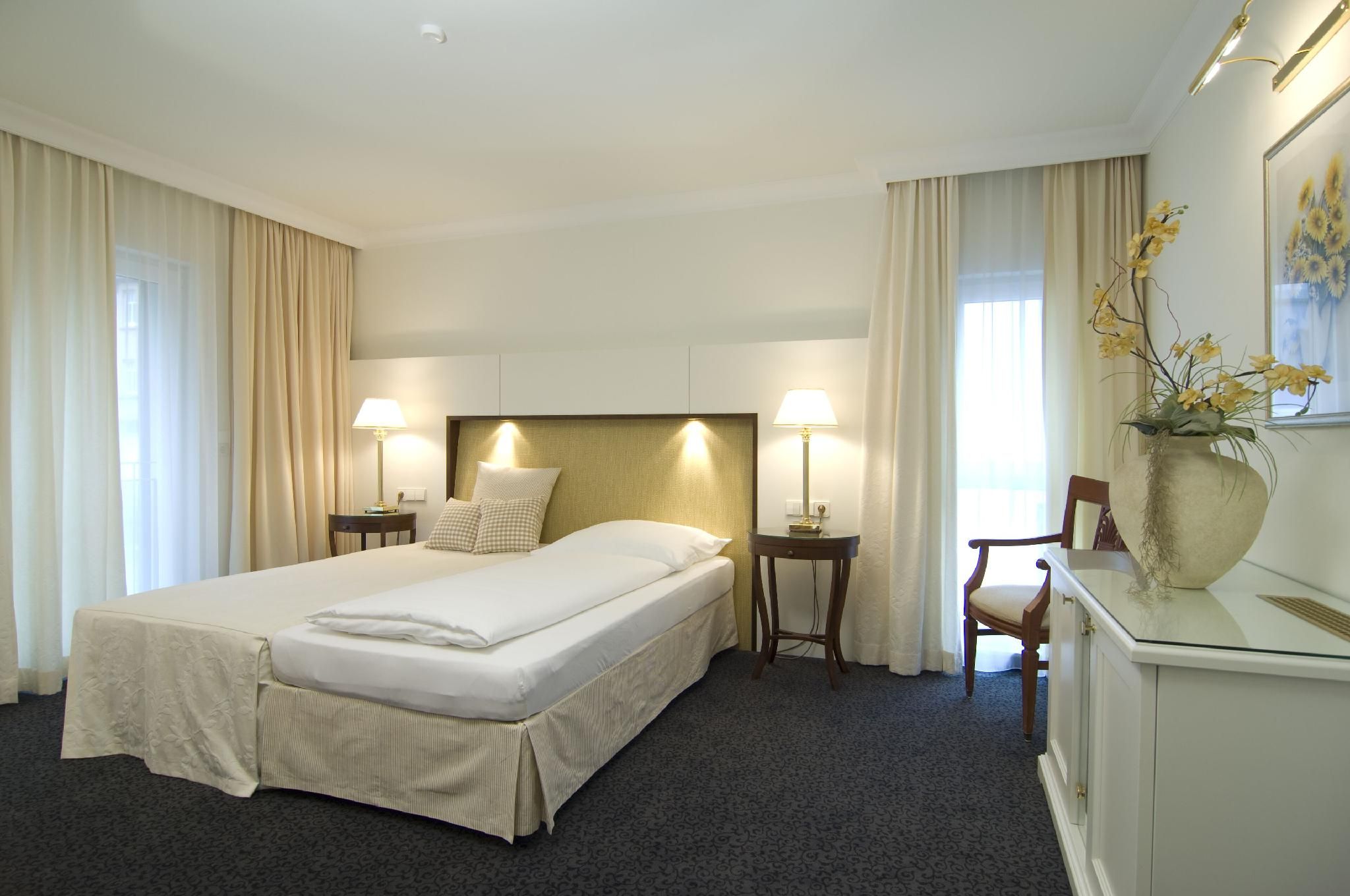 Elegance Double Room